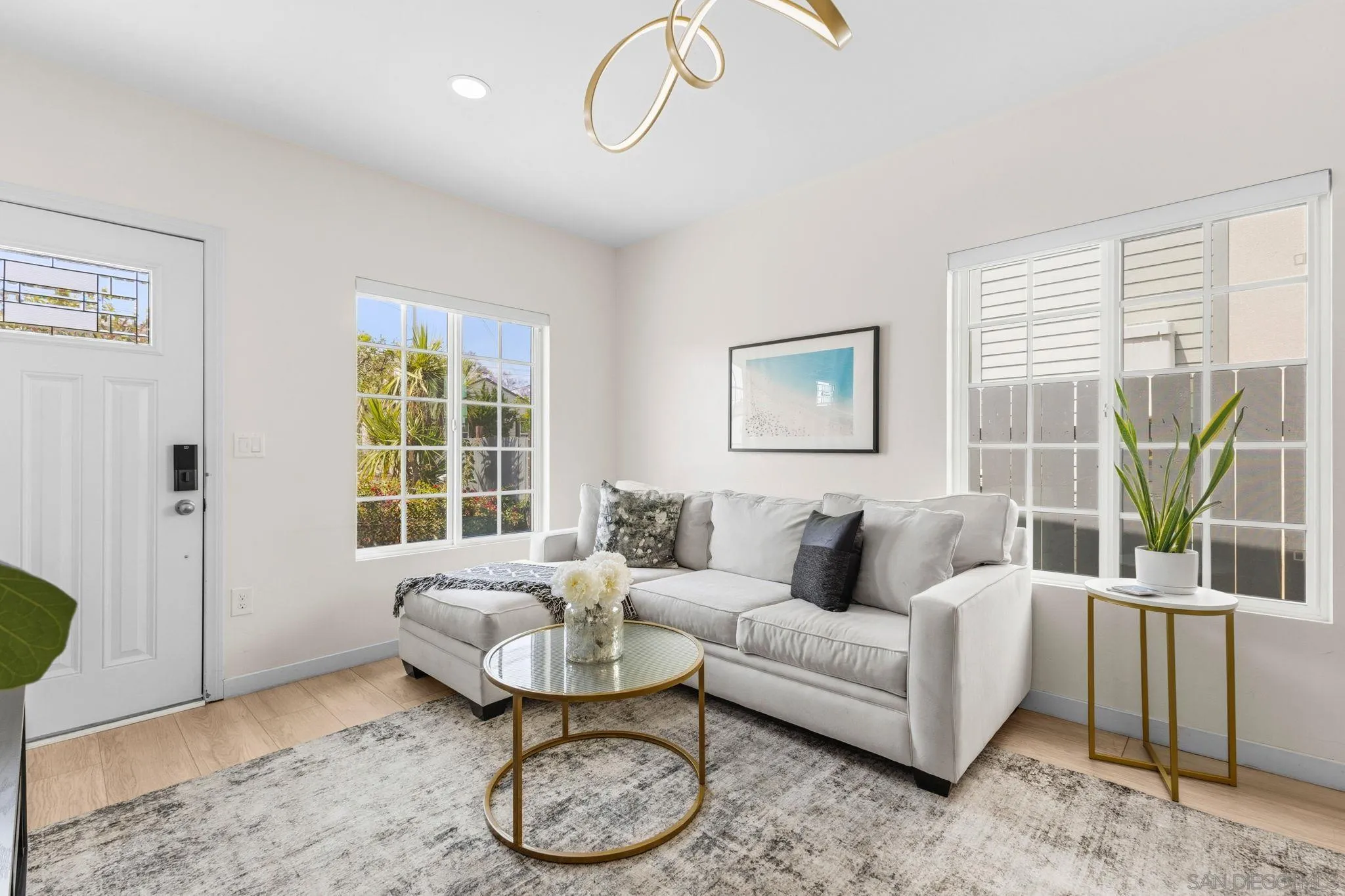 https://cdn.realtyfeed.com/cdn/127/260012465/71ed6230a92f9b82b82f5c0dca559010.webp