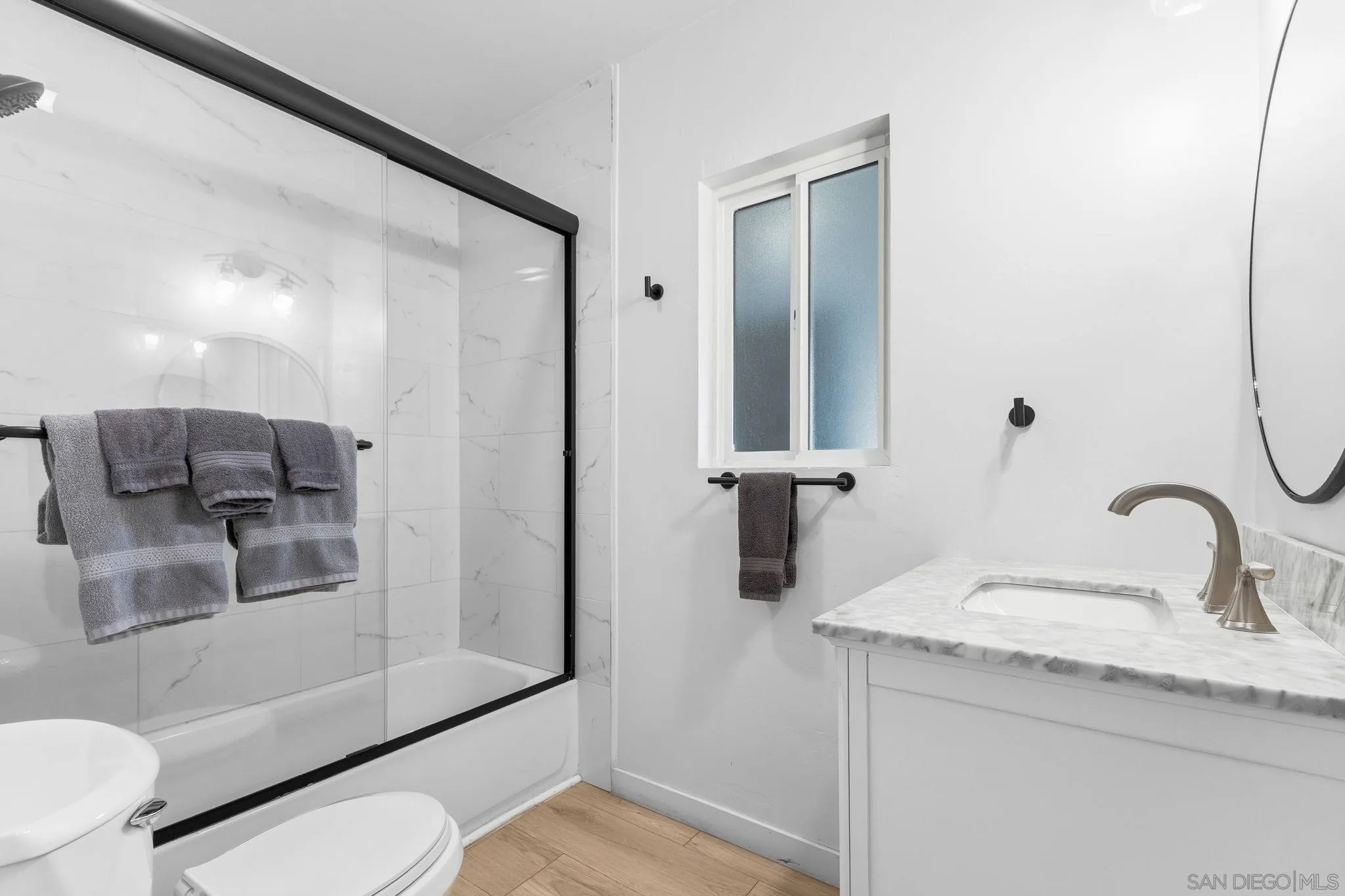 https://cdn.realtyfeed.com/cdn/127/260012465/930ce4f0e889a354bd752e5034e8017b.webp