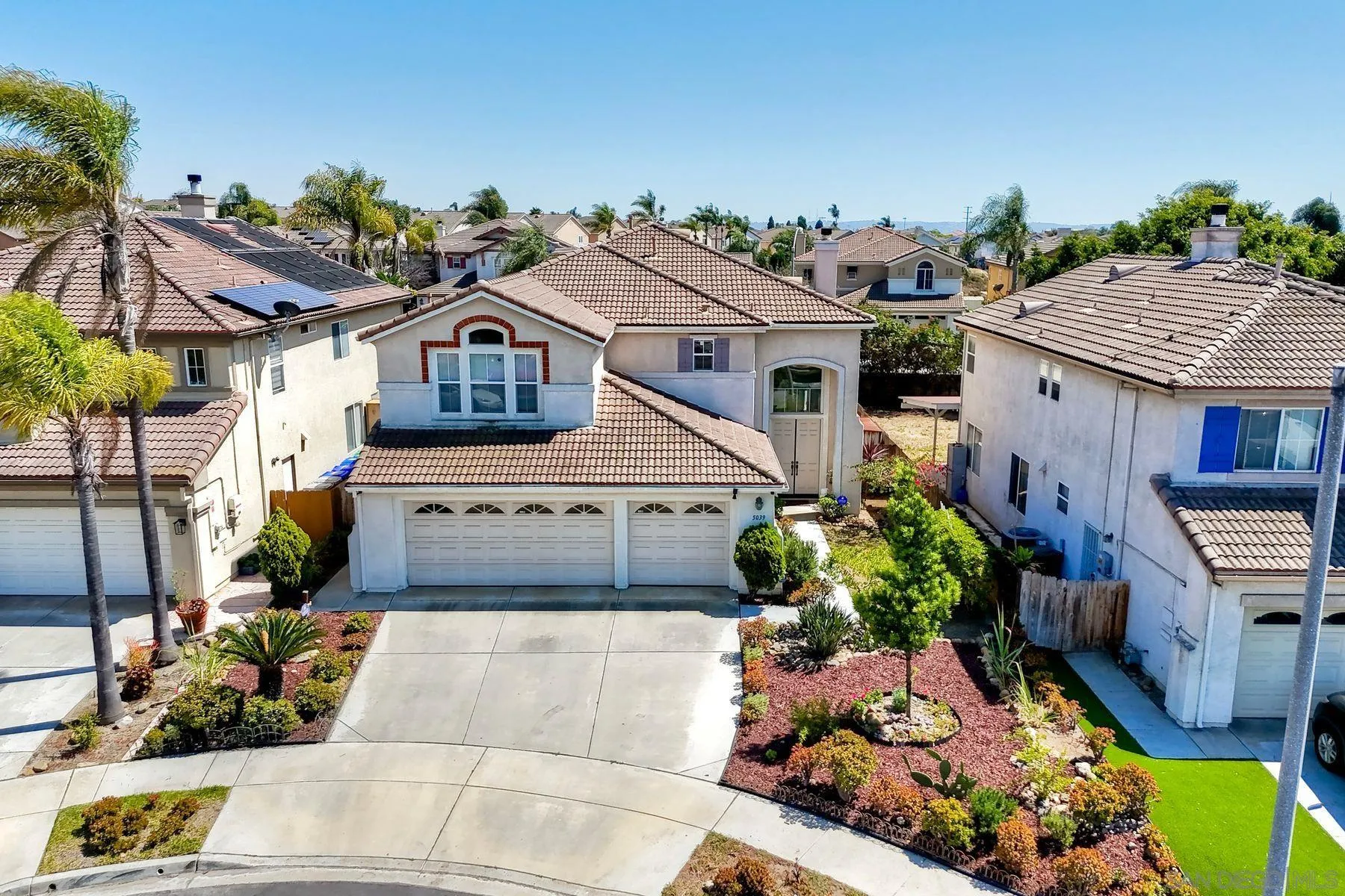 https://cdn.realtyfeed.com/cdn/127/260012467/93c831a574a5dedffe1c25c27108bd68.webp