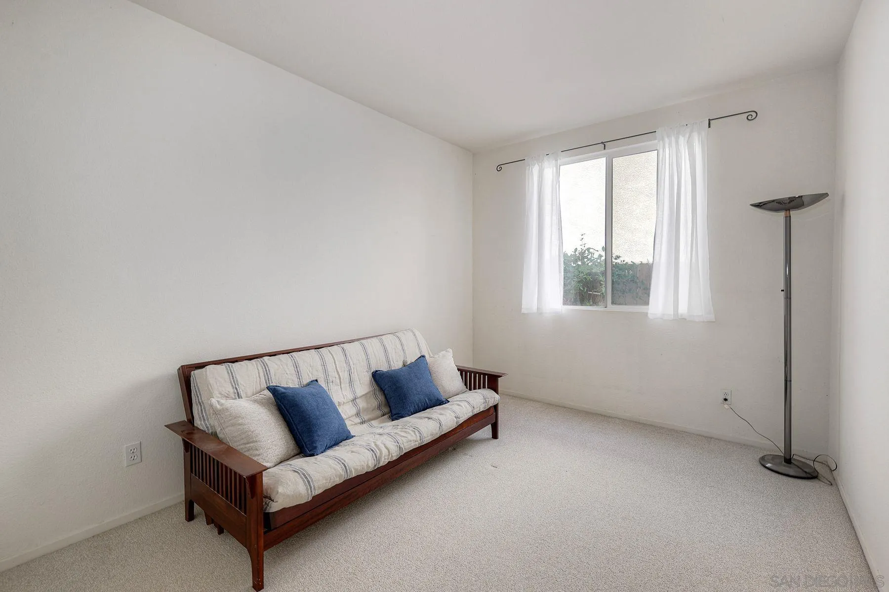 https://cdn.realtyfeed.com/cdn/127/260012467/e83bc555fc8f7a309133dfdf6c664301.webp
