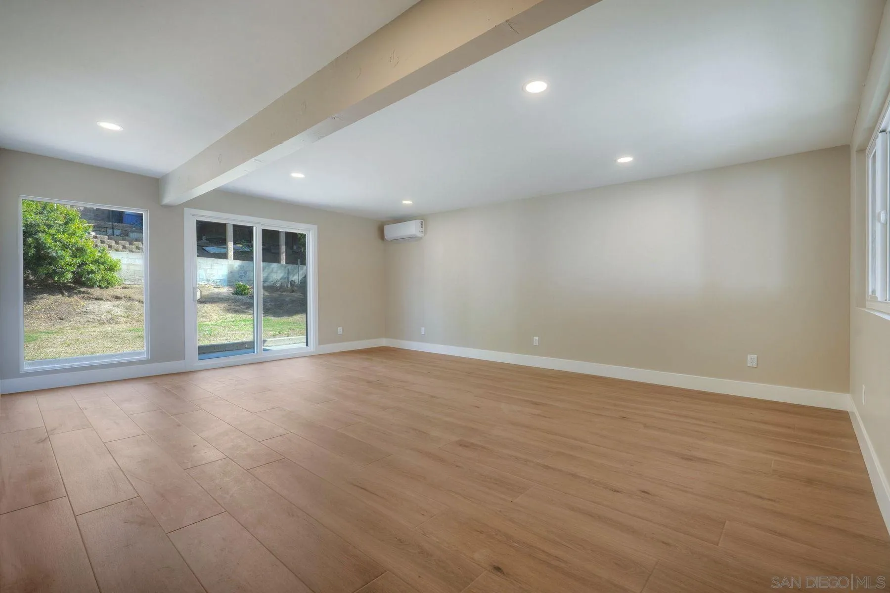 https://cdn.realtyfeed.com/cdn/127/260012468/7f503160af5b4cee6545c4df357043c5.webp
