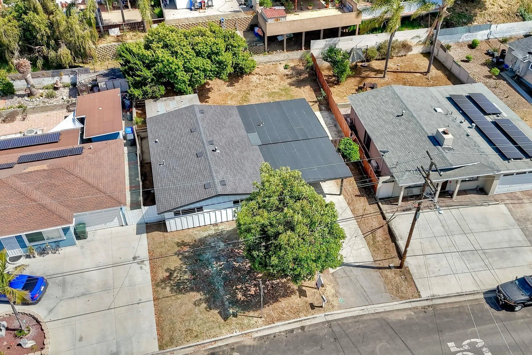 https://cdn.realtyfeed.com/cdn/127/260012468/b854cd0289b944c8cd2d8d754481f109.webp