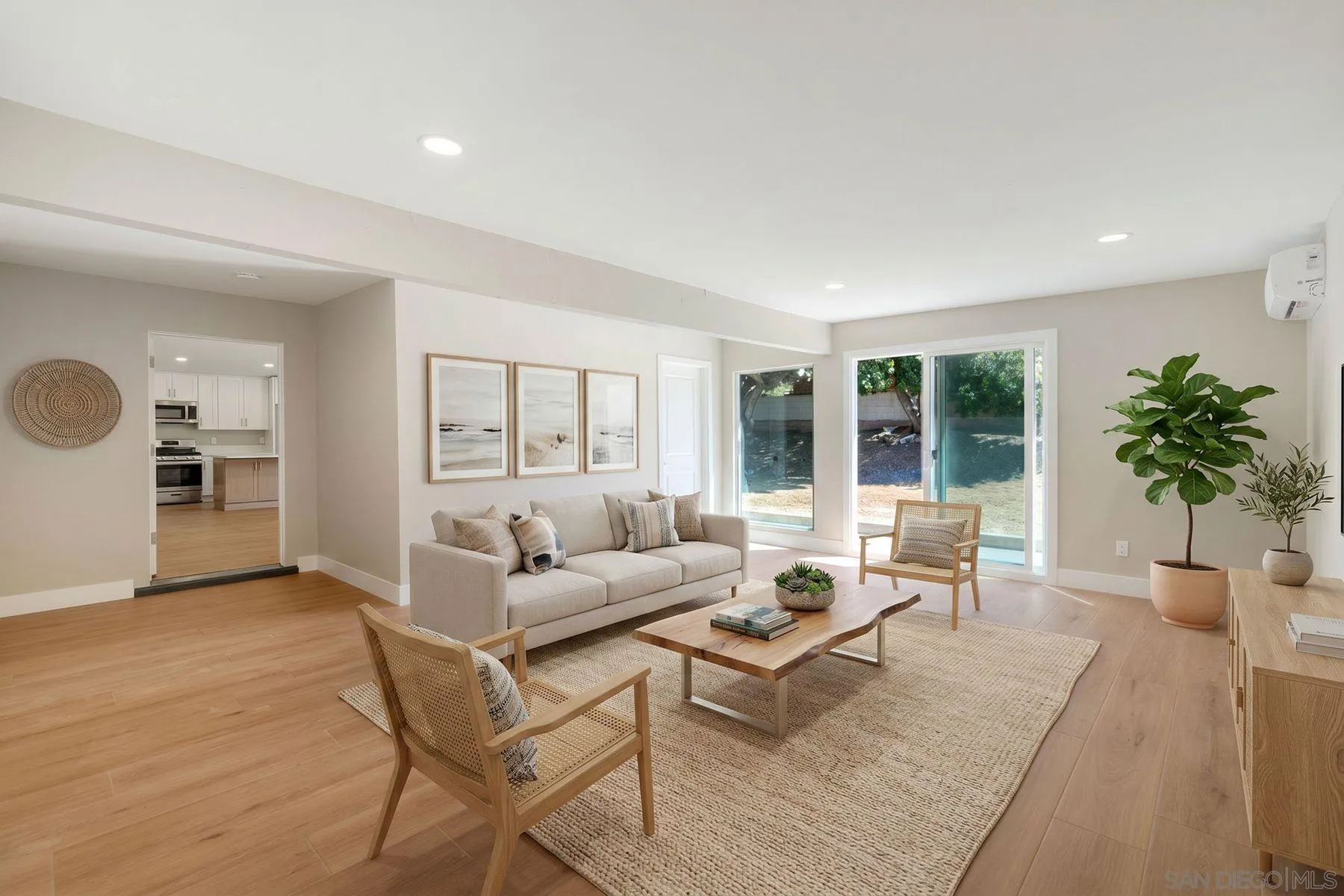 https://cdn.realtyfeed.com/cdn/127/260012468/b9c22883c7d50710390321ff288d487b.webp