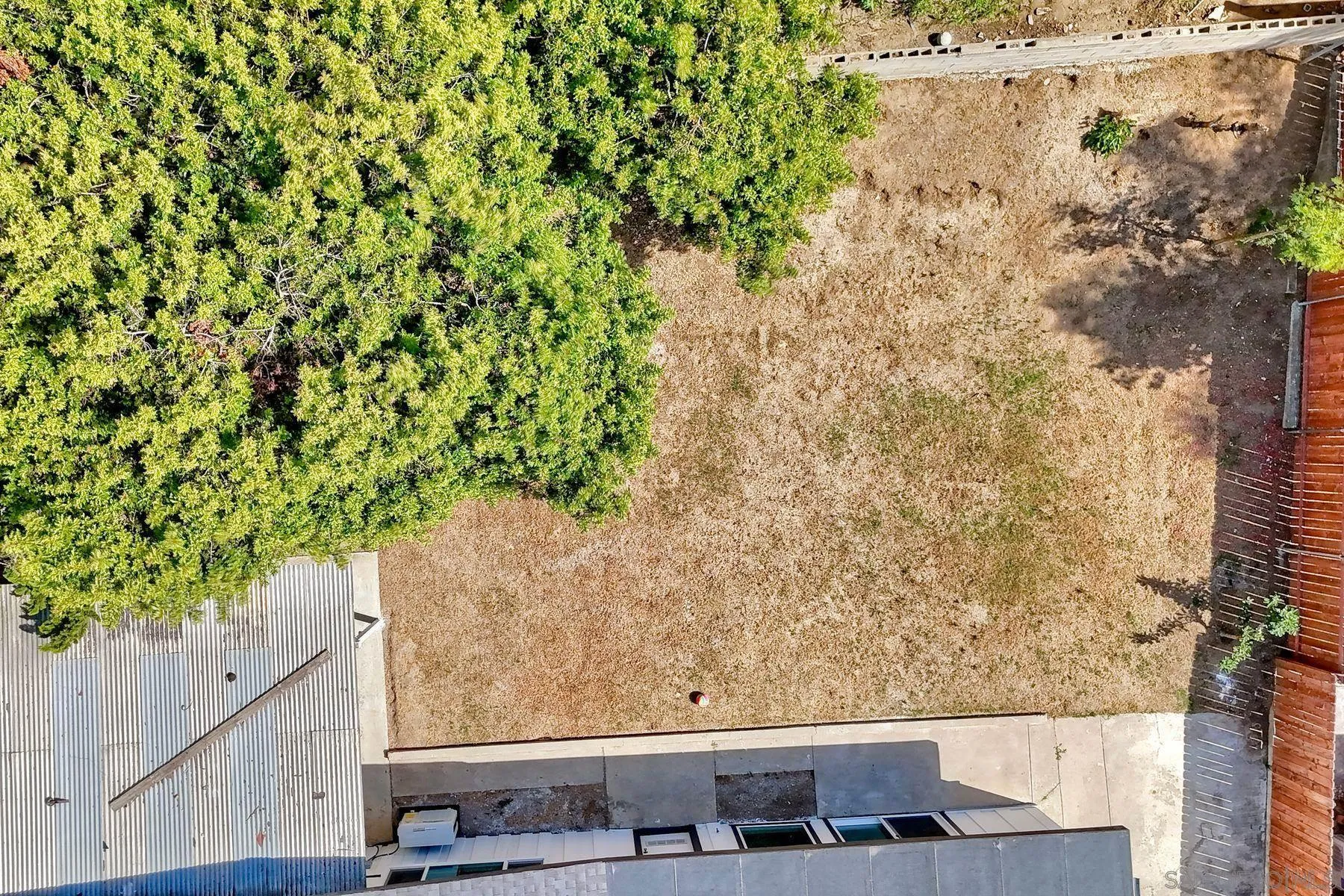 https://cdn.realtyfeed.com/cdn/127/260012468/c039a9a2e11d74ba6041549bf6047a95.webp