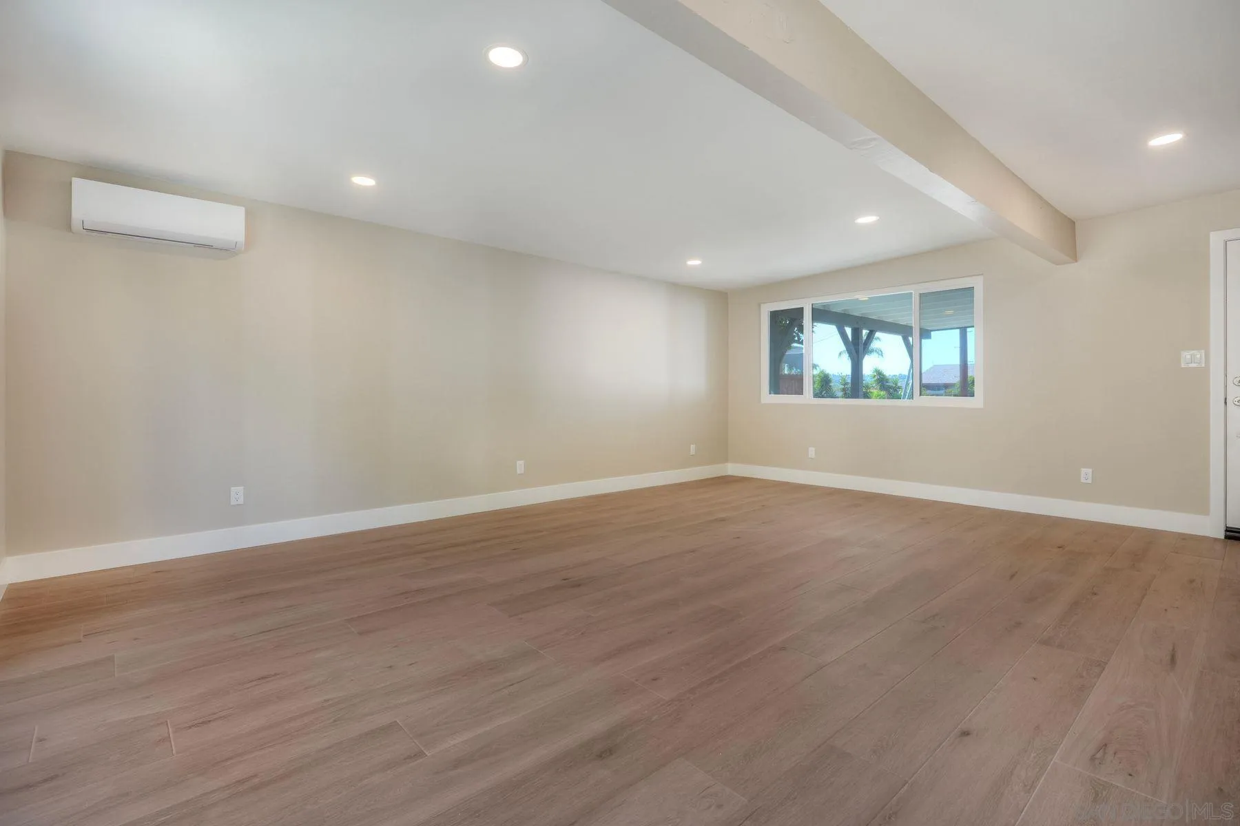 https://cdn.realtyfeed.com/cdn/127/260012468/dc1f9d5b807c55dc9de1462902f70961.webp