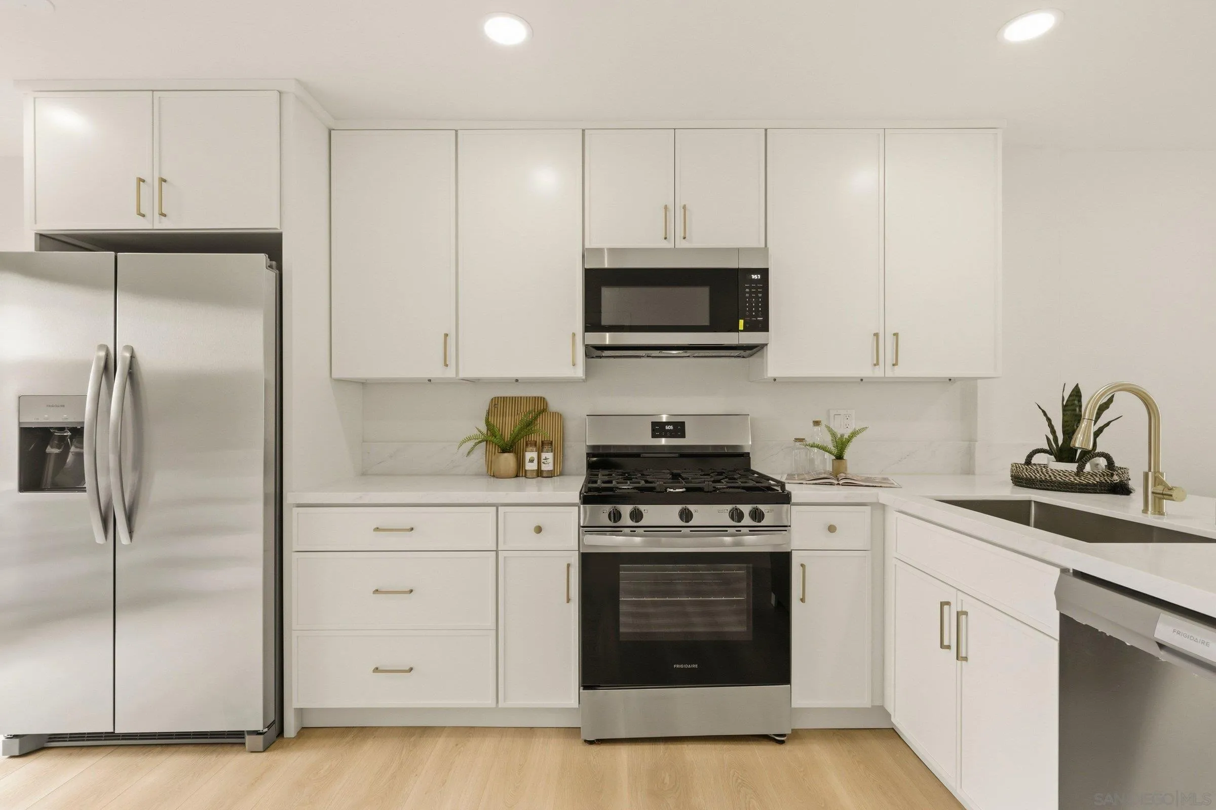Photo #11: 260012473 Listing: Photo #11