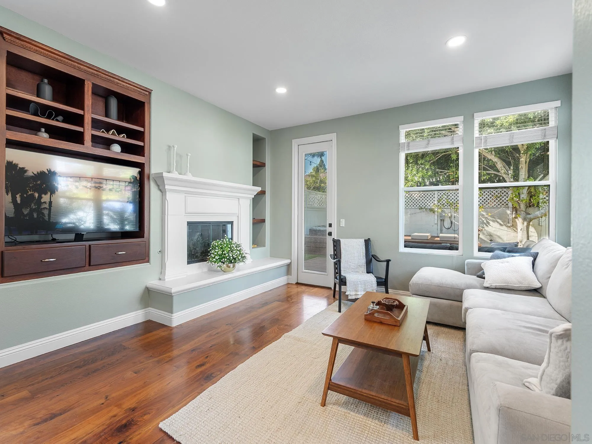 https://cdn.realtyfeed.com/cdn/127/260012474/1f08493027e8db60c44b51699279284c.webp