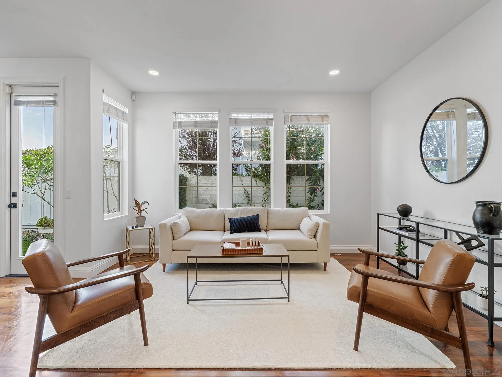 https://cdn.realtyfeed.com/cdn/127/260012474/63b997af6100b48f2234c5fe7c015bc5.webp