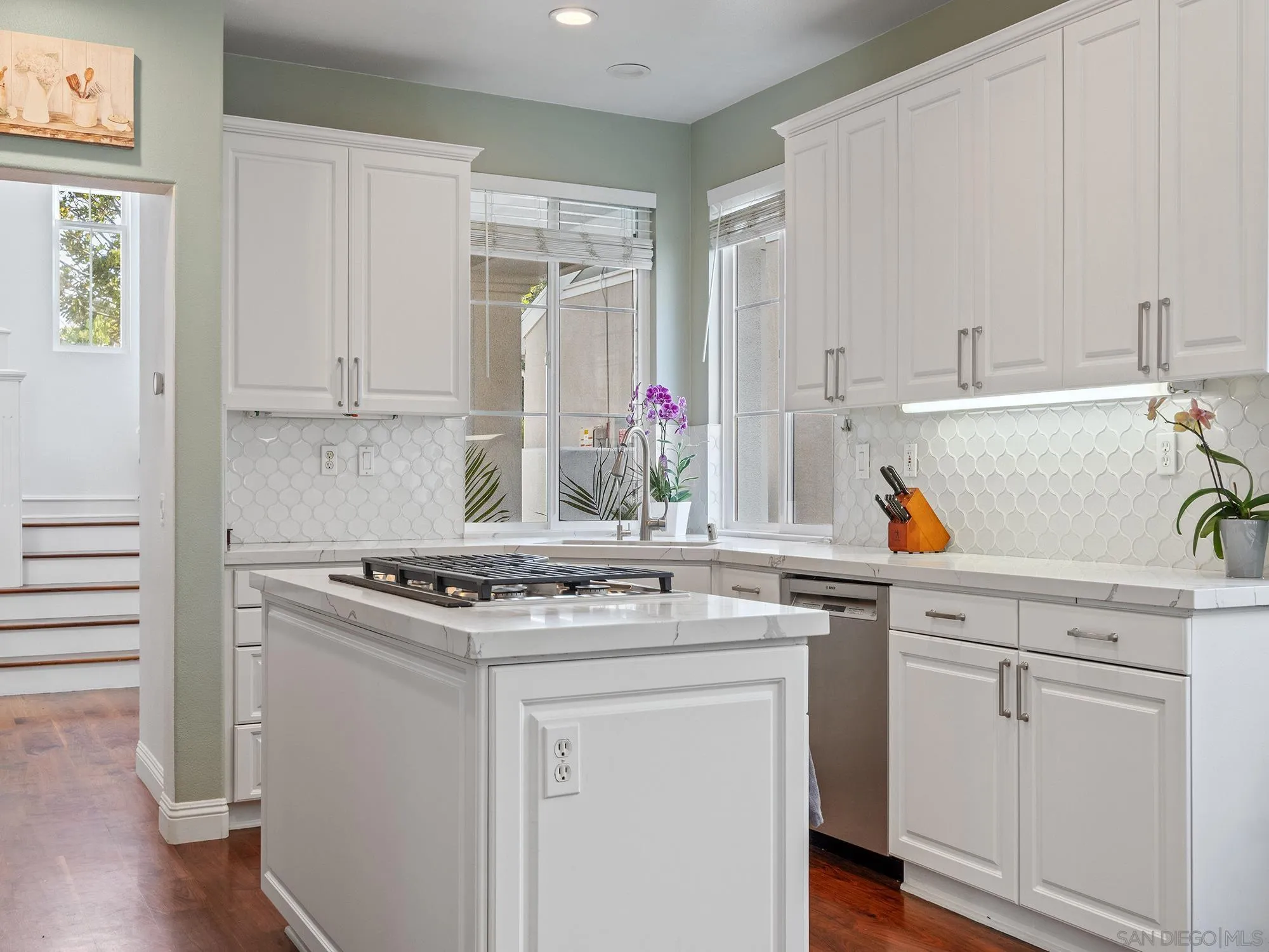 https://cdn.realtyfeed.com/cdn/127/260012474/7c690cb79005b3138c01c133b4875f30.webp
