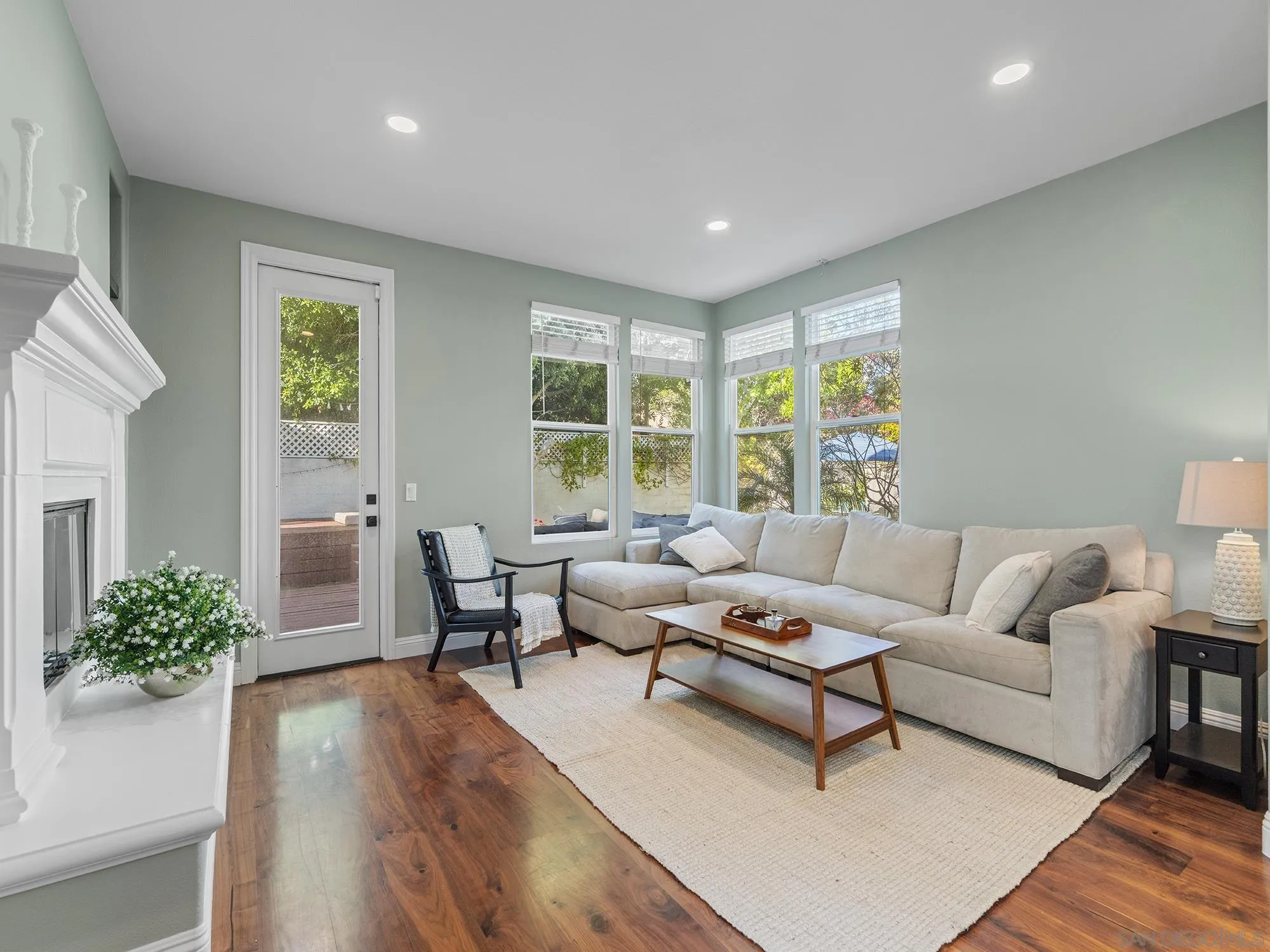 https://cdn.realtyfeed.com/cdn/127/260012474/7f2801e07cd1a95a5dcd8f6211fbb0f6.webp