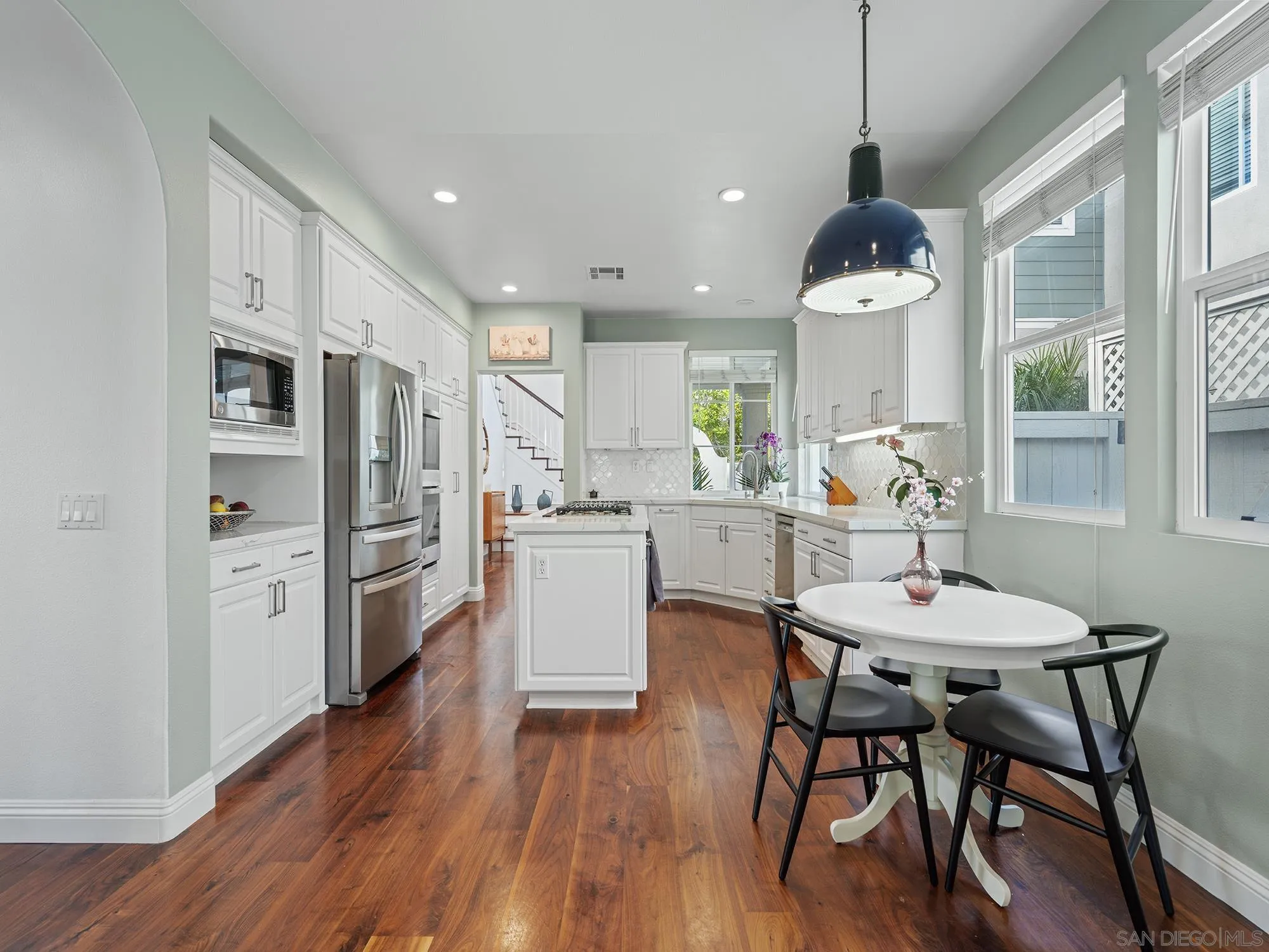 https://cdn.realtyfeed.com/cdn/127/260012474/b8ab06e850fb922c92a59c8c72374f92.webp