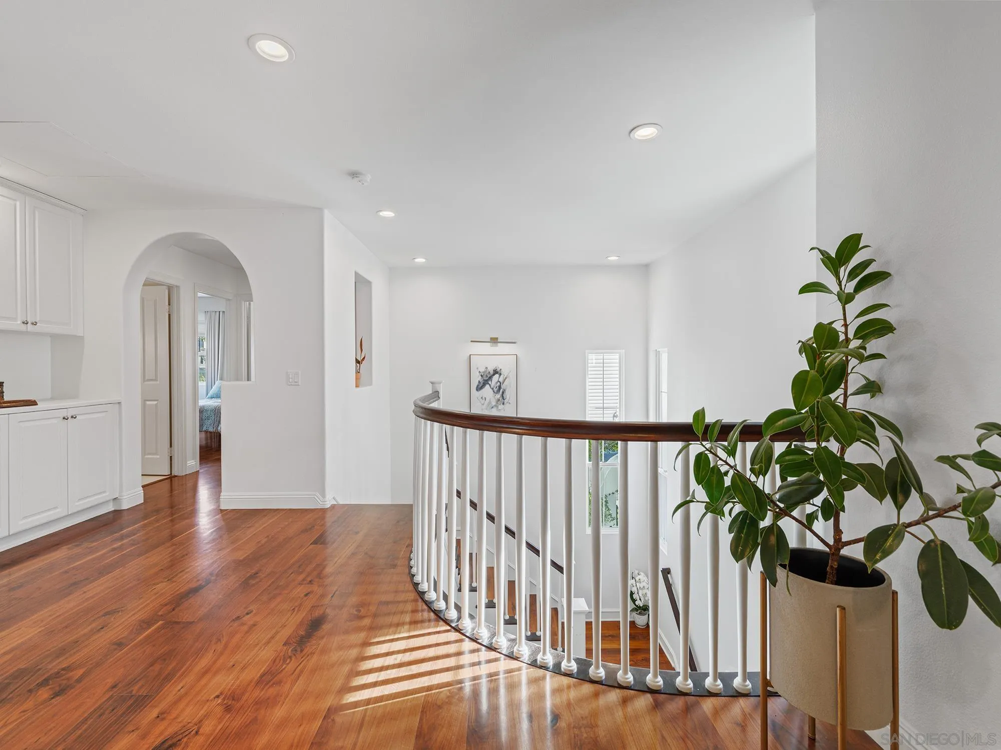 https://cdn.realtyfeed.com/cdn/127/260012474/e4f73867f89793339d400d179e604431.webp