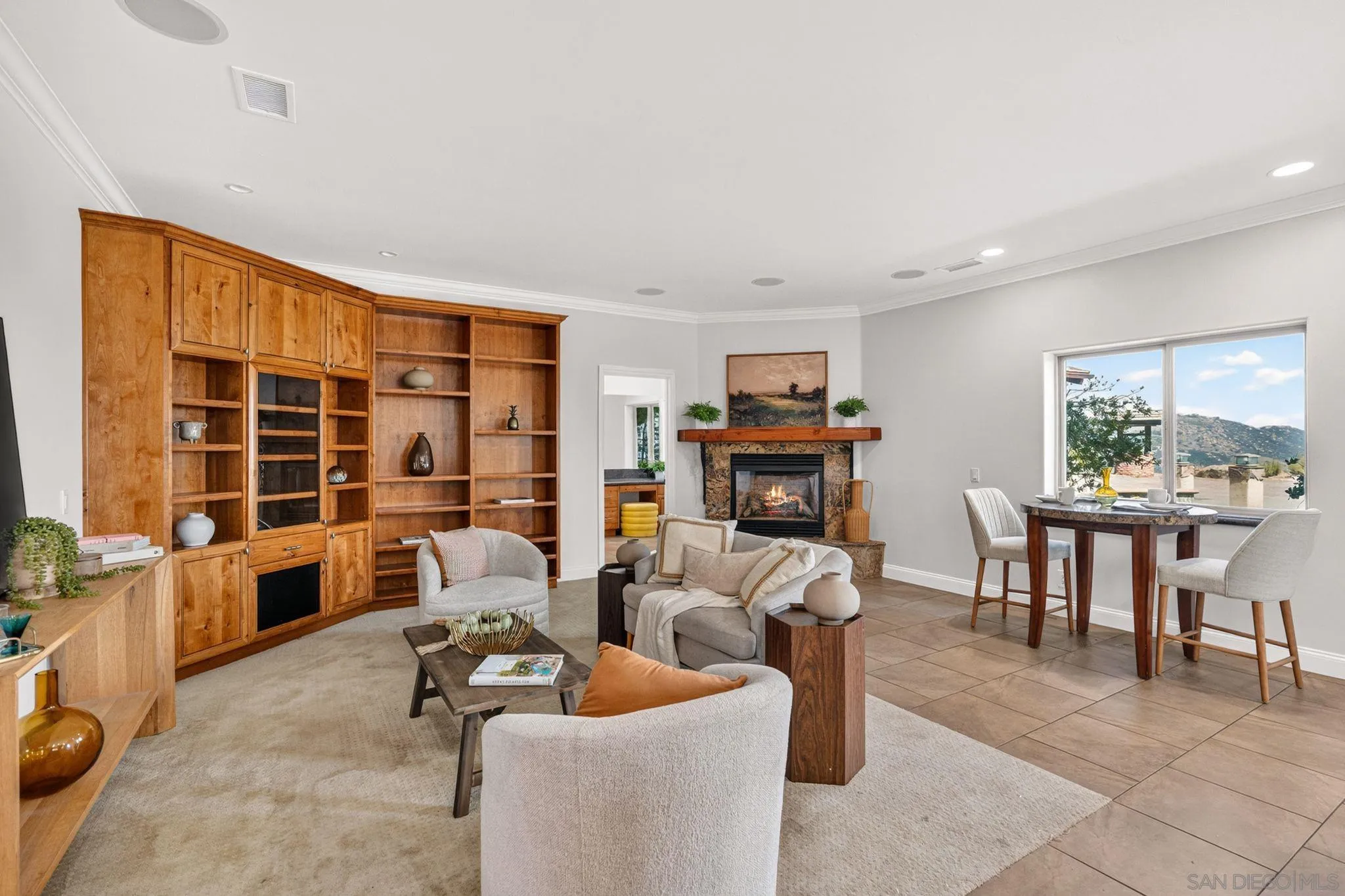 https://cdn.realtyfeed.com/cdn/127/260012476/baea78400ee2ed3ee4eda3450d904e12.webp
