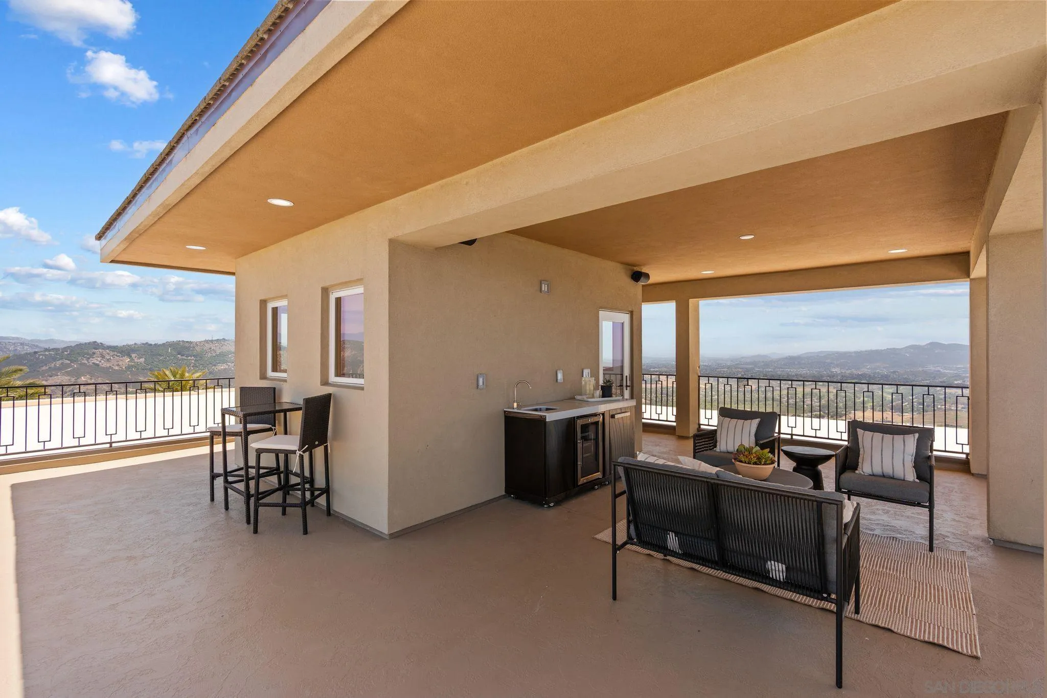 https://cdn.realtyfeed.com/cdn/127/260012476/dabb32c3f8526d8d55e12162a9e9e667.webp