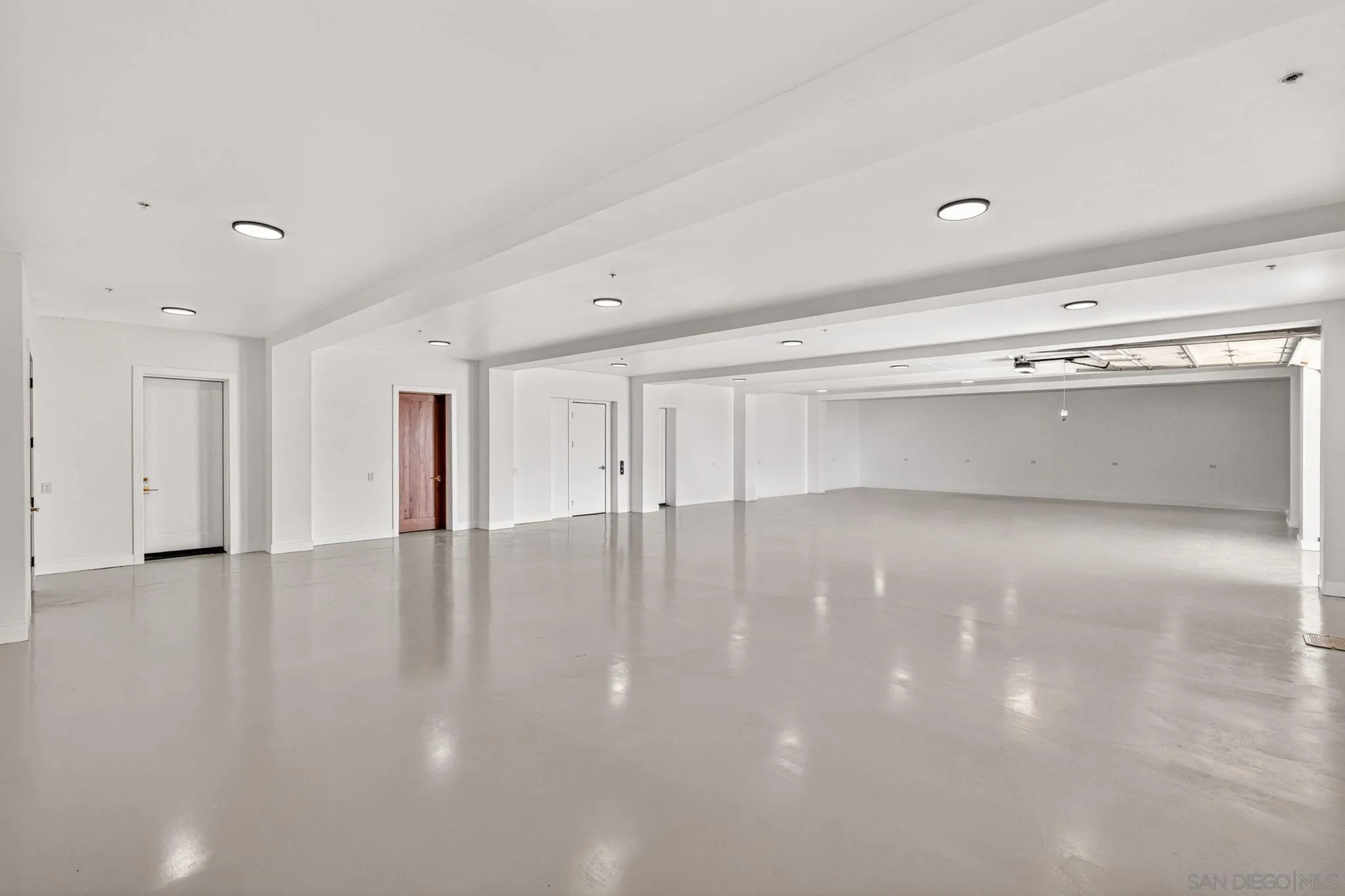 https://cdn.realtyfeed.com/cdn/127/260012476/f85305d6d071d6d620f5352b83f858bf.webp