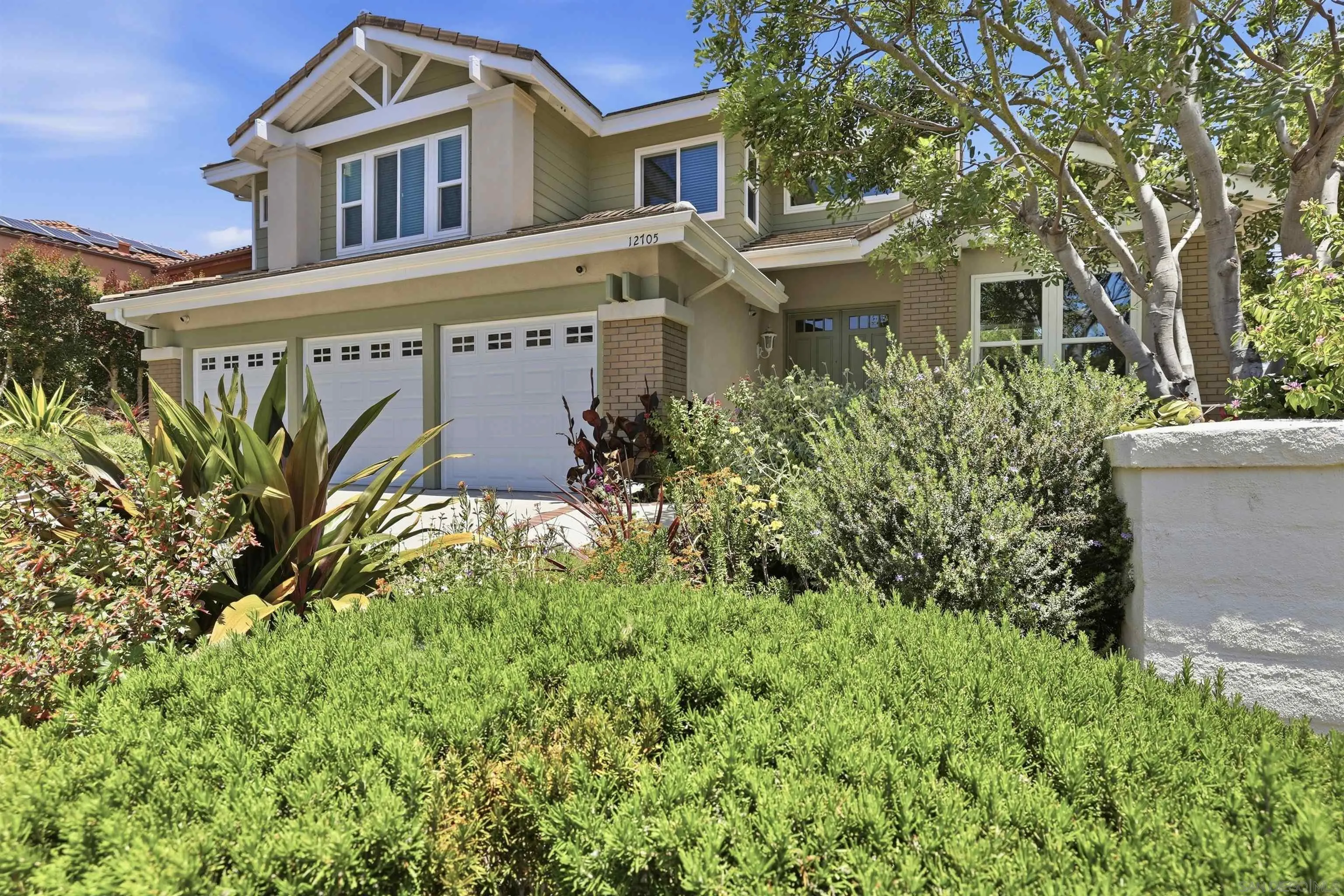 https://cdn.realtyfeed.com/cdn/127/260012489/f790d91f8b44a1887d728f1917b28643.webp