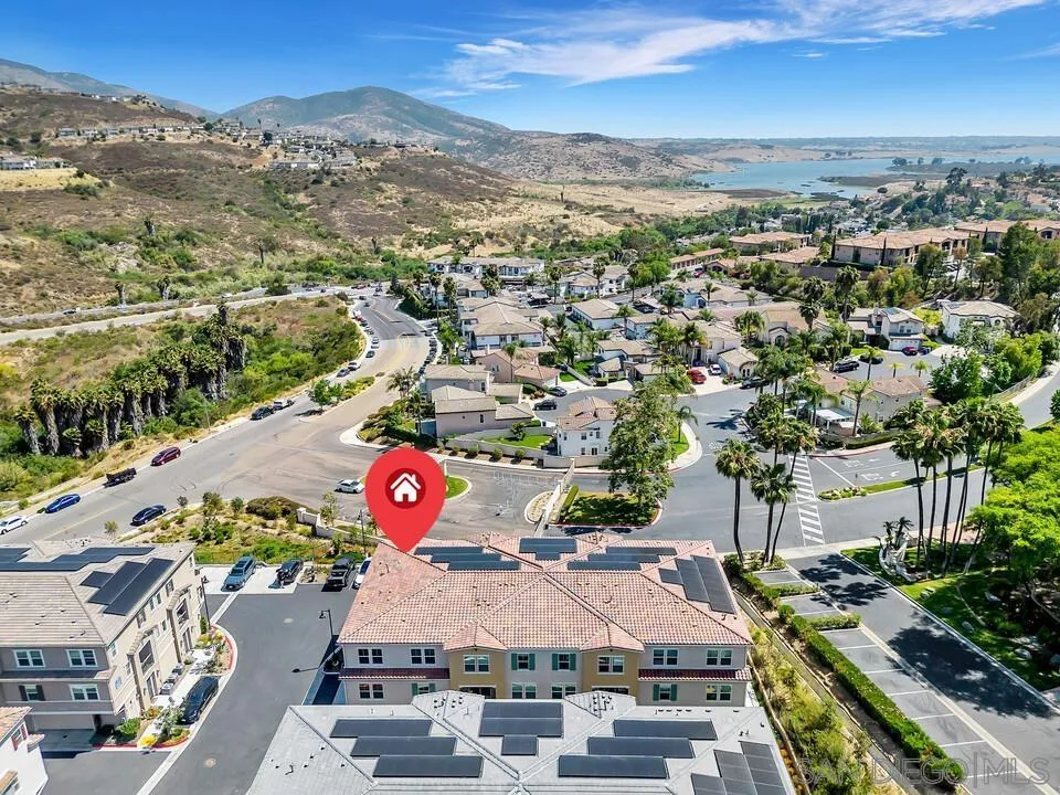 https://cdn.realtyfeed.com/cdn/127/260012491/73119060fcec460fbfad7b7283786979.webp