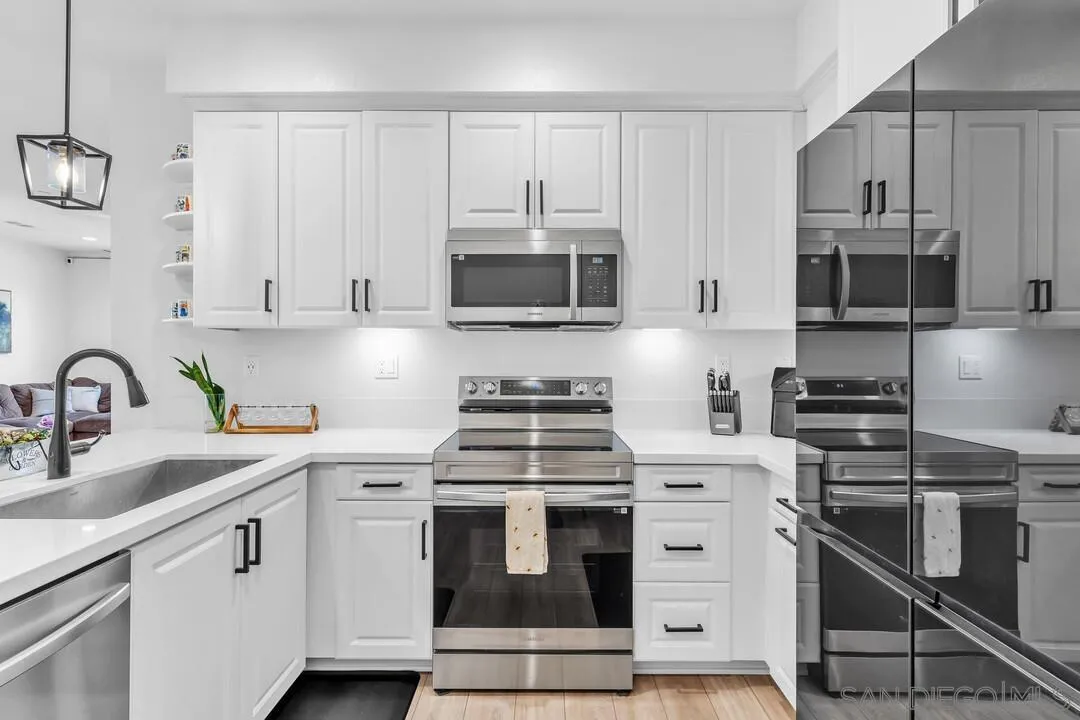 https://cdn.realtyfeed.com/cdn/127/260012491/96722ea8ed0a02ba3aff86bf0f672ff3.webp