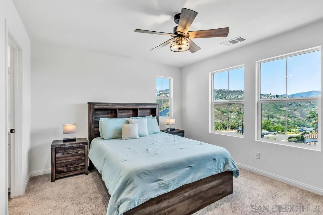 https://cdn.realtyfeed.com/cdn/127/260012491/cdb8c0863a9126c830d30d518bfc0f8d.webp