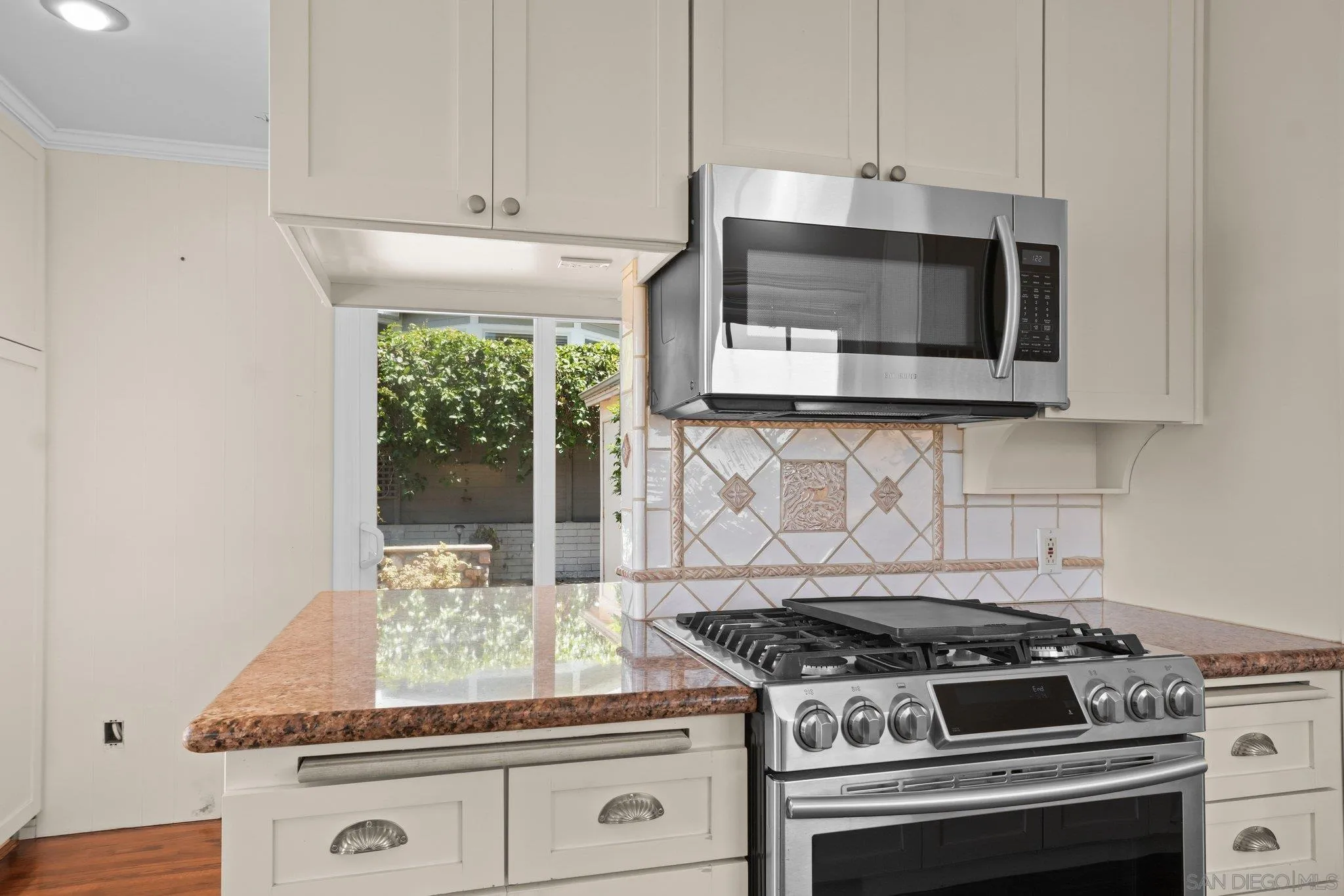 https://cdn.realtyfeed.com/cdn/127/260012492/0c1ab0c79886843da208aea16758fbf1.webp