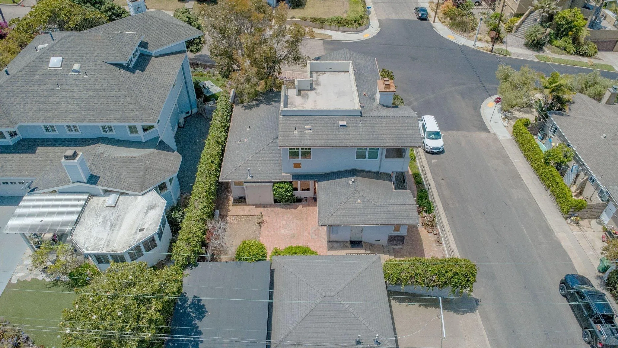 https://cdn.realtyfeed.com/cdn/127/260012492/39a691592d6de046bc22e532cf95771f.webp