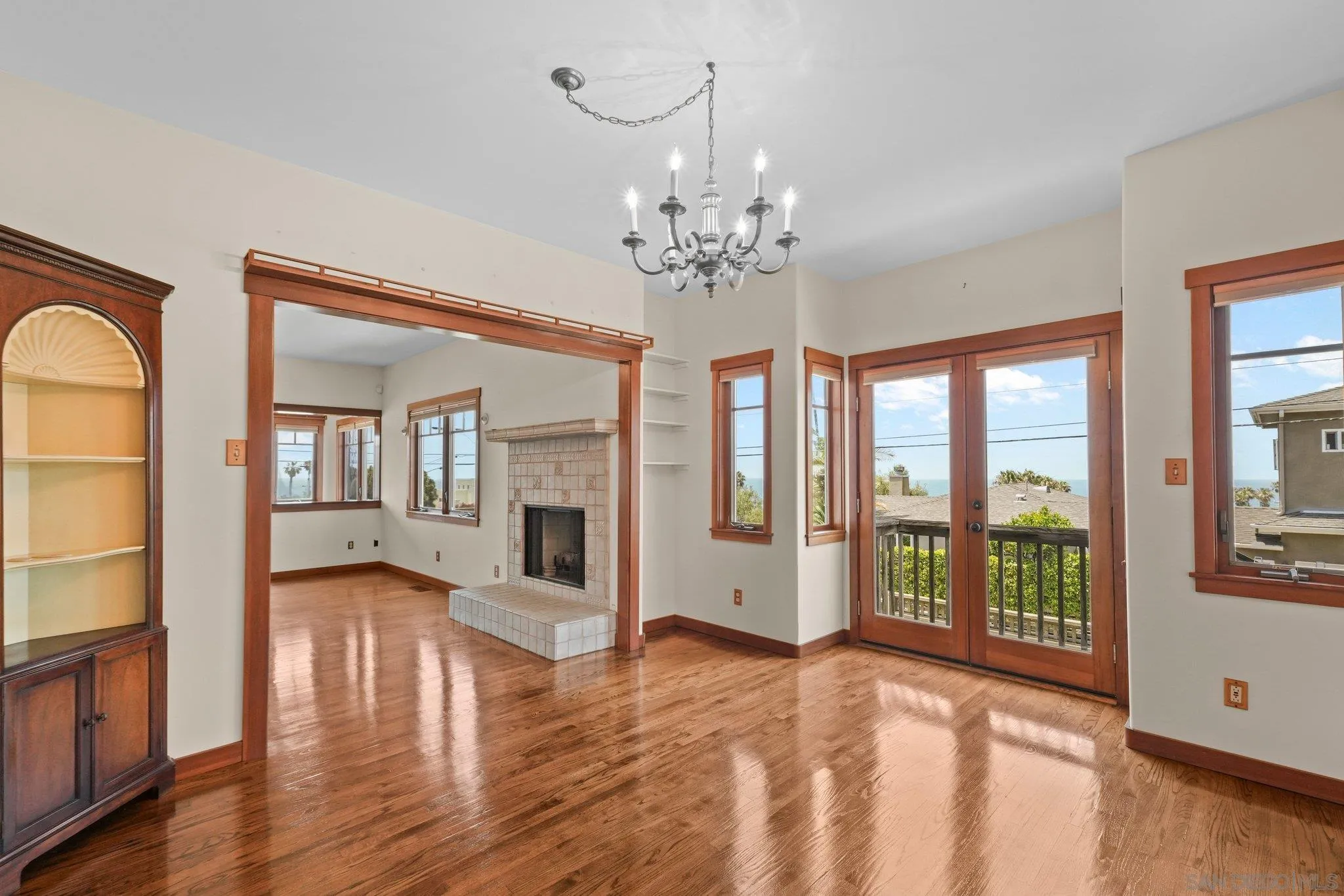https://cdn.realtyfeed.com/cdn/127/260012492/a9fdc2b05f6da85061ba424b883c1855.webp