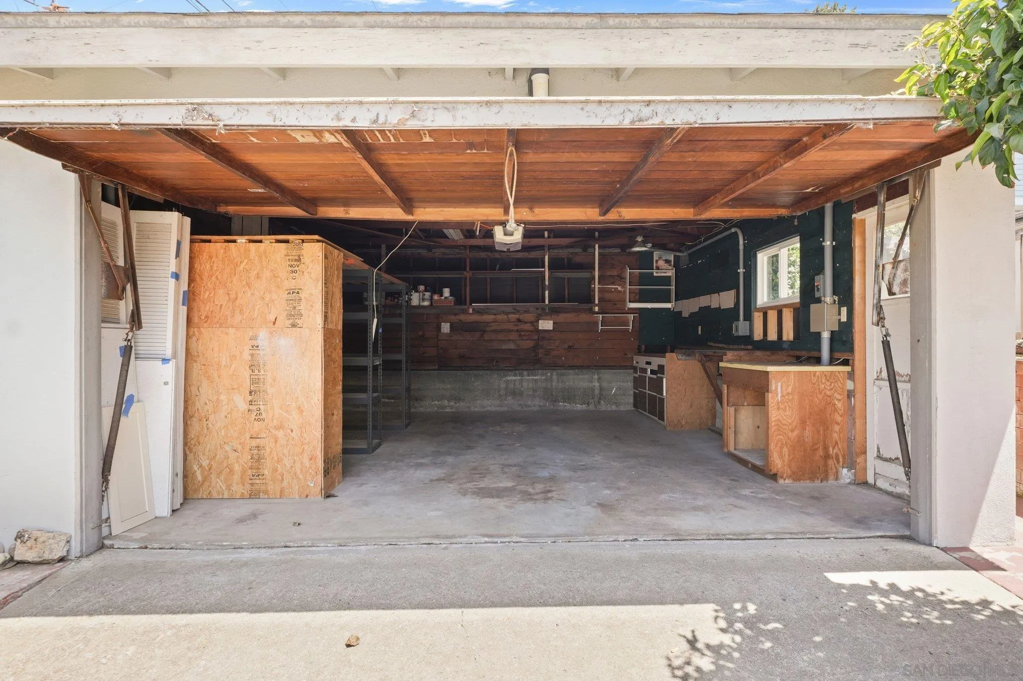 https://cdn.realtyfeed.com/cdn/127/260012492/d1eff33d1e4c22321eb5d33b76ba3460.webp