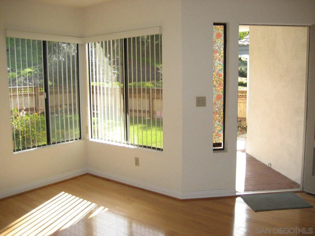 Photo #6: 260012494 Listing: Photo #6
