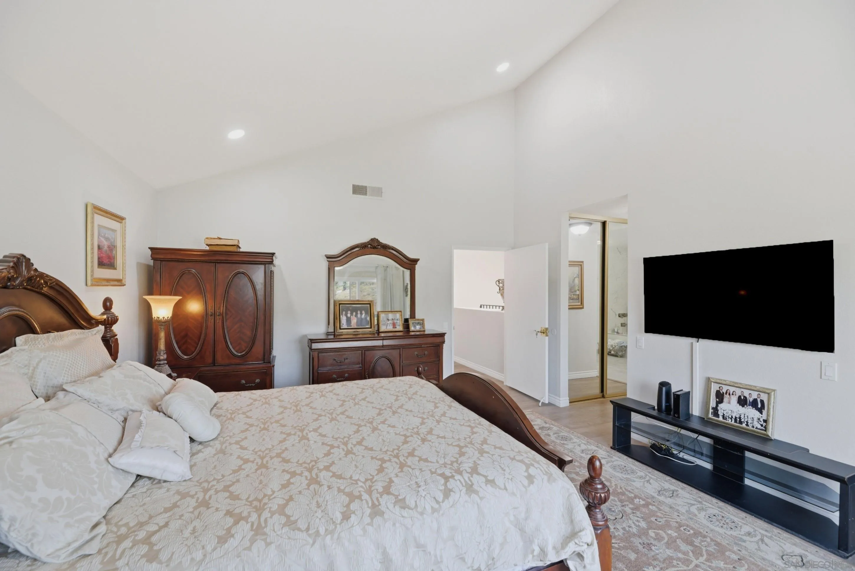 https://cdn.realtyfeed.com/cdn/127/260012497/3865d4119d100222f5e3e85c38ddbbf1.webp