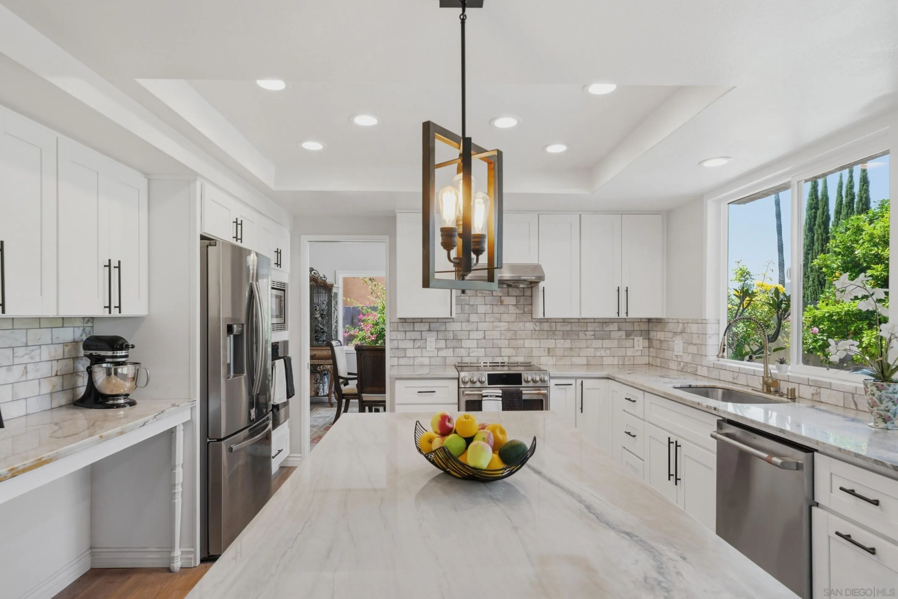 https://cdn.realtyfeed.com/cdn/127/260012497/42a38c409a4a995bc50486ca2d0c8586.webp