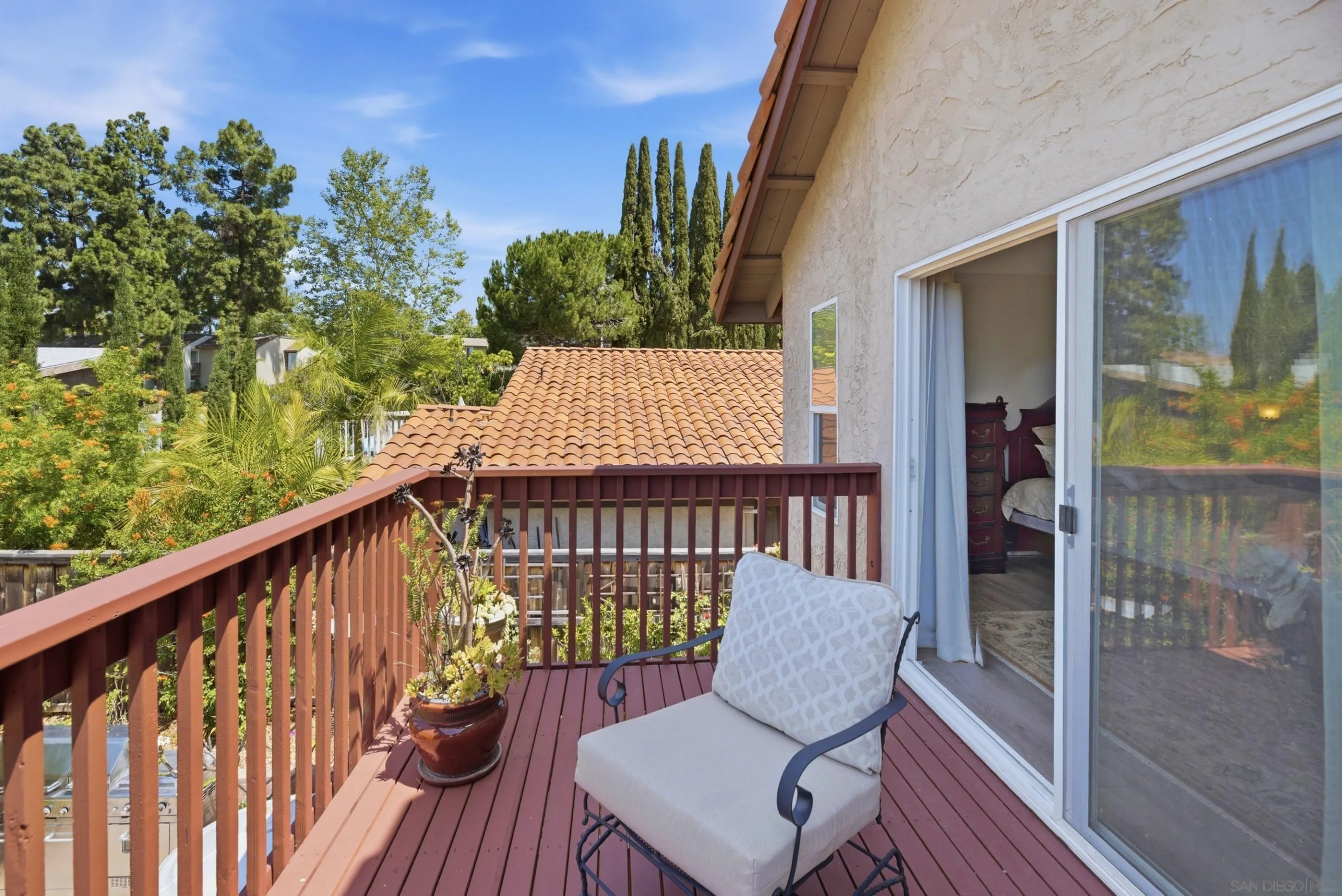 https://cdn.realtyfeed.com/cdn/127/260012497/75301ce132b9167ae691e2afa1f82936.webp