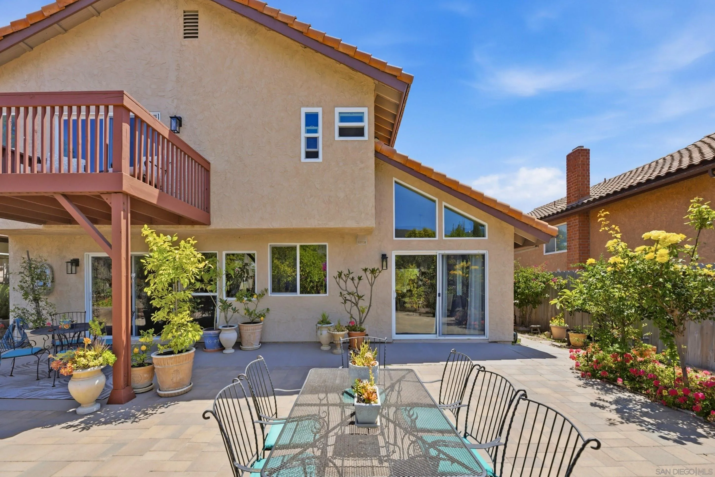 https://cdn.realtyfeed.com/cdn/127/260012497/fb50475e060f6e0f8510bdebff6943cb.webp