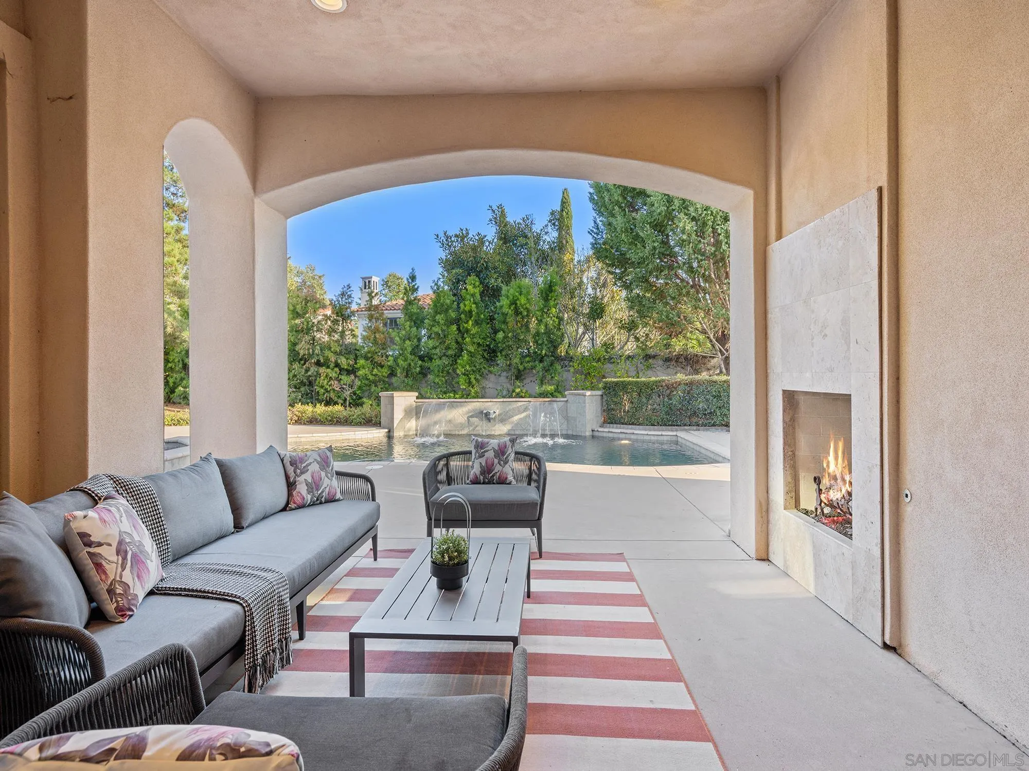 https://cdn.realtyfeed.com/cdn/127/260012499/751bdb0482974bd93dde015627676d9b.webp
