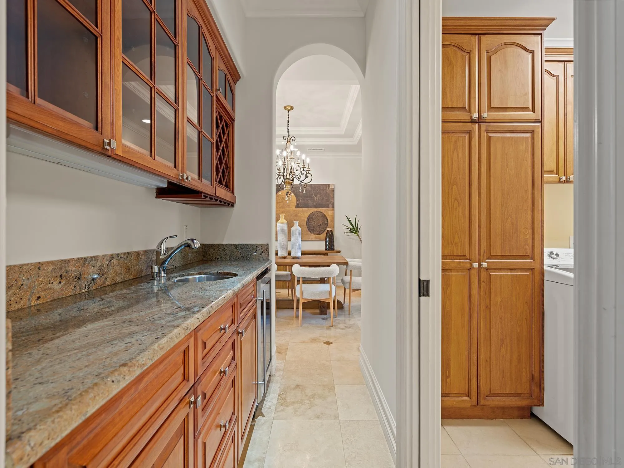 https://cdn.realtyfeed.com/cdn/127/260012499/e78c4ca09de7c95651c9c912fc4b16b6.webp