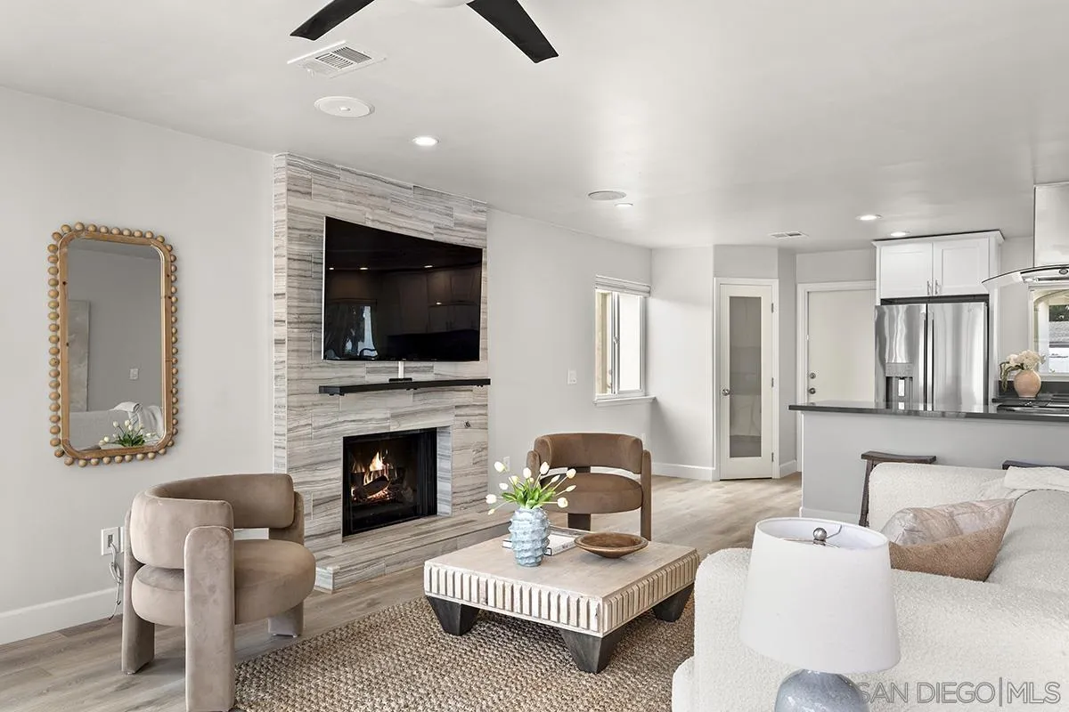 https://cdn.realtyfeed.com/cdn/127/2600125/fc045740c4243670eff0b184fd013b81.webp