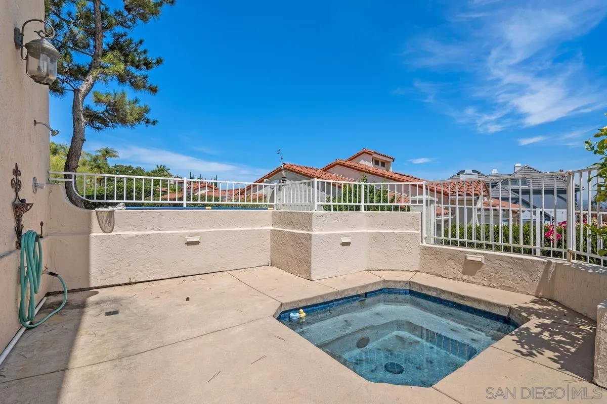 https://cdn.realtyfeed.com/cdn/127/260012504/47ce2528ddedf31c6daeb55440d72e27.webp
