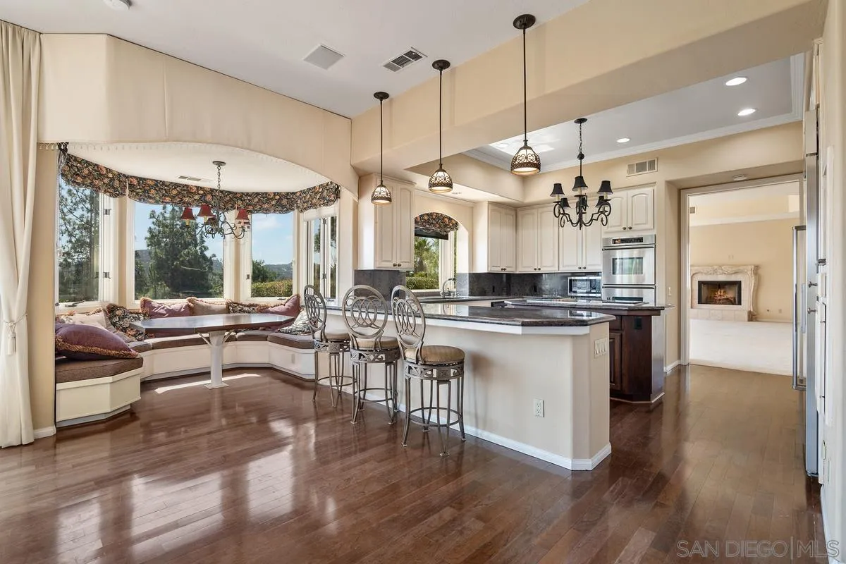 https://cdn.realtyfeed.com/cdn/127/260012504/512a609200824860ab3aed3ec0967cc9.webp