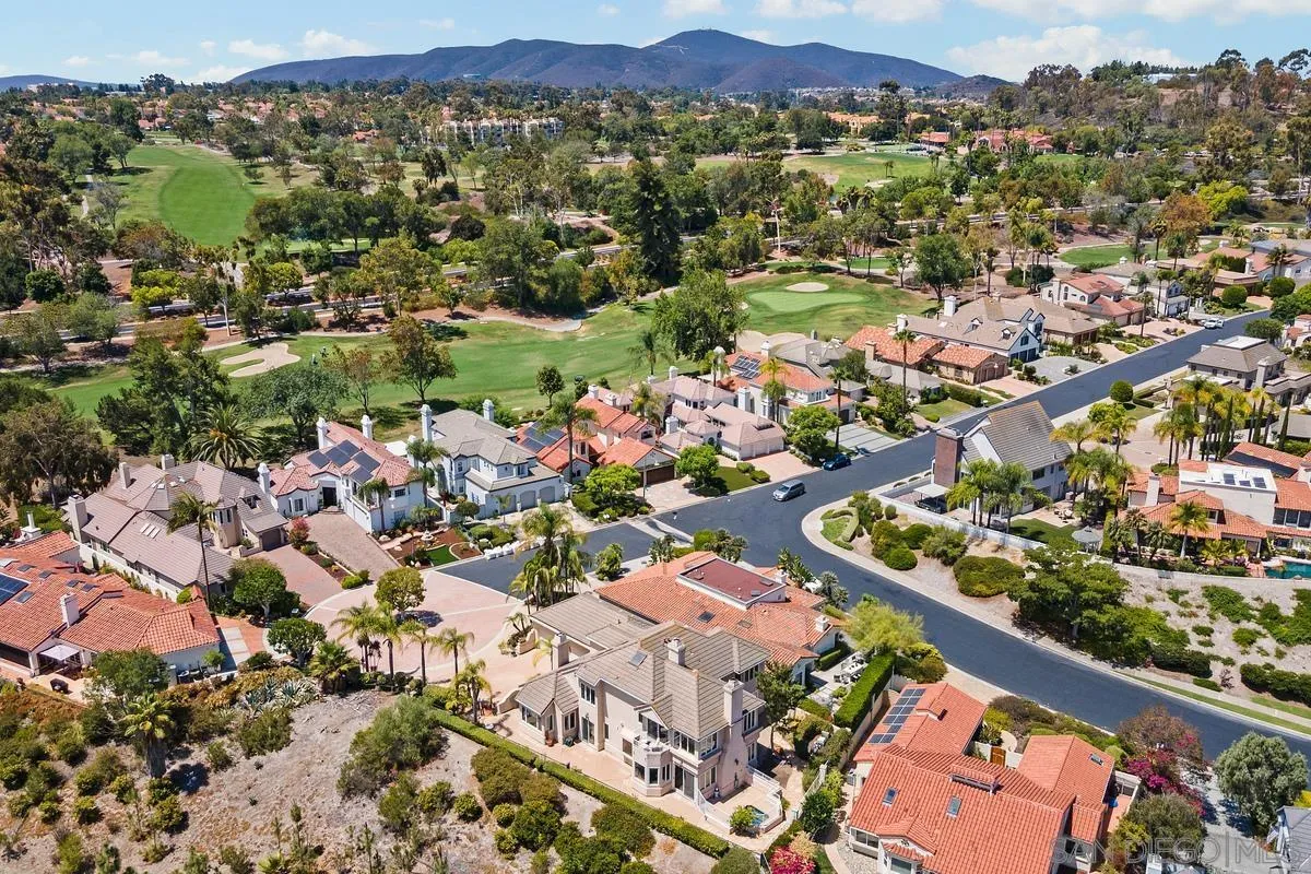 https://cdn.realtyfeed.com/cdn/127/260012504/52dd40fb19ec5725987860a431fbd99c.webp