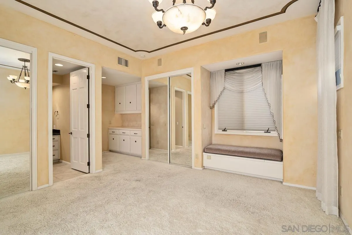 https://cdn.realtyfeed.com/cdn/127/260012504/ee21ea71e4438c2d415e7d368d06ba8c.webp
