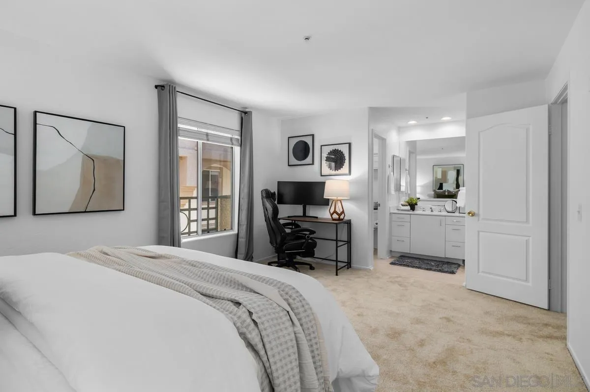 https://cdn.realtyfeed.com/cdn/127/260012507/cf4869ec6db7e512a52900be7b1878da.webp