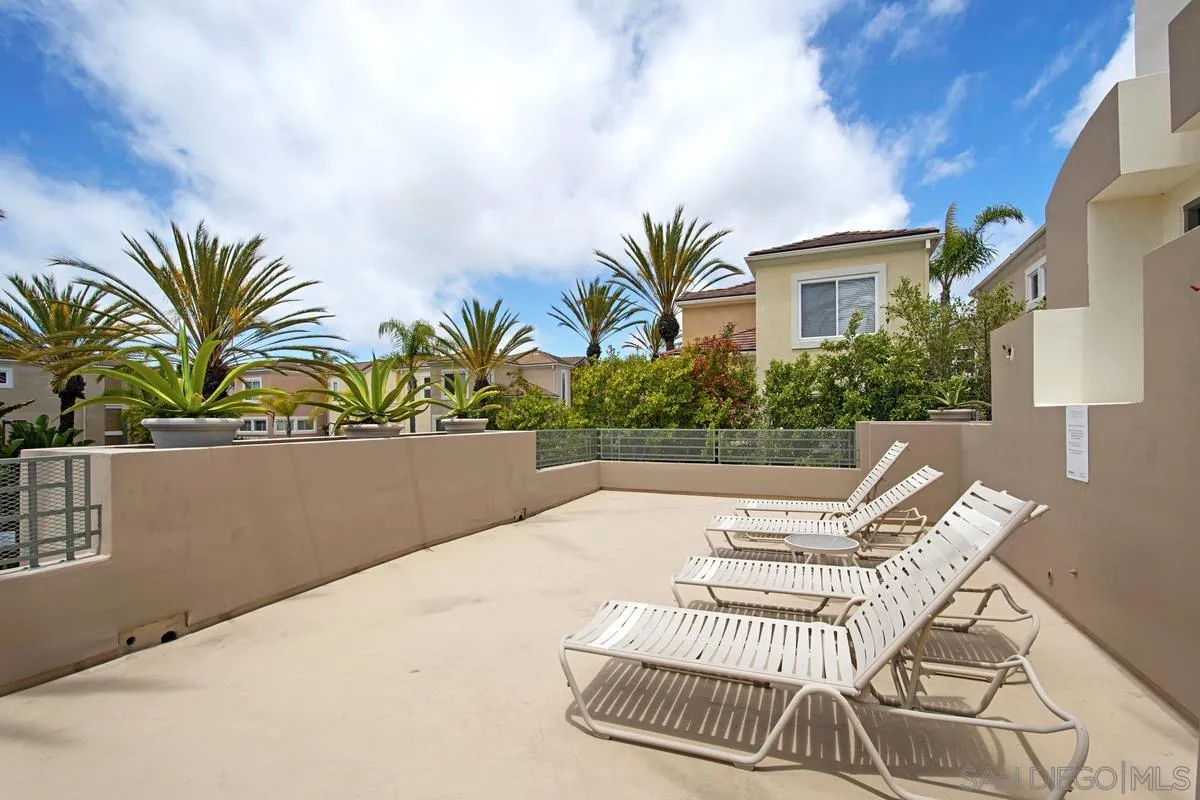 https://cdn.realtyfeed.com/cdn/127/260012507/d64f7e5db13e13fce52879fbfadd01b7.webp
