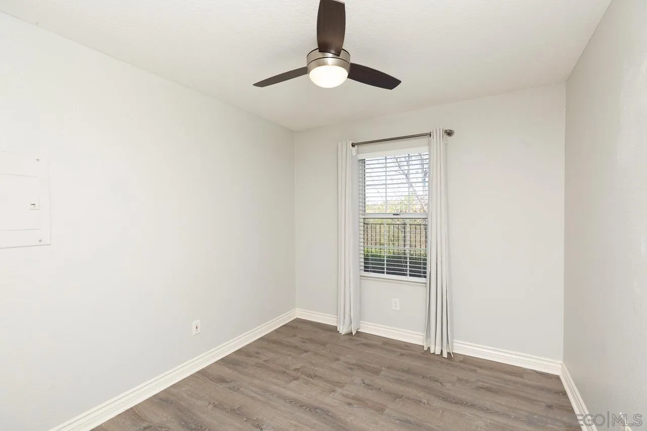 https://cdn.realtyfeed.com/cdn/127/260012508/45e4b7520f3bd5c0e4cd66405cfb1ecf.webp