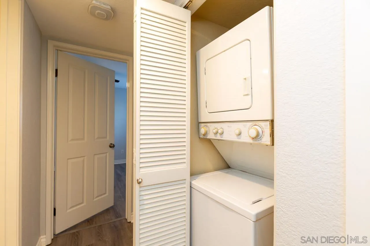 https://cdn.realtyfeed.com/cdn/127/260012508/83fcac3e141420195e940f471406e1b0.webp