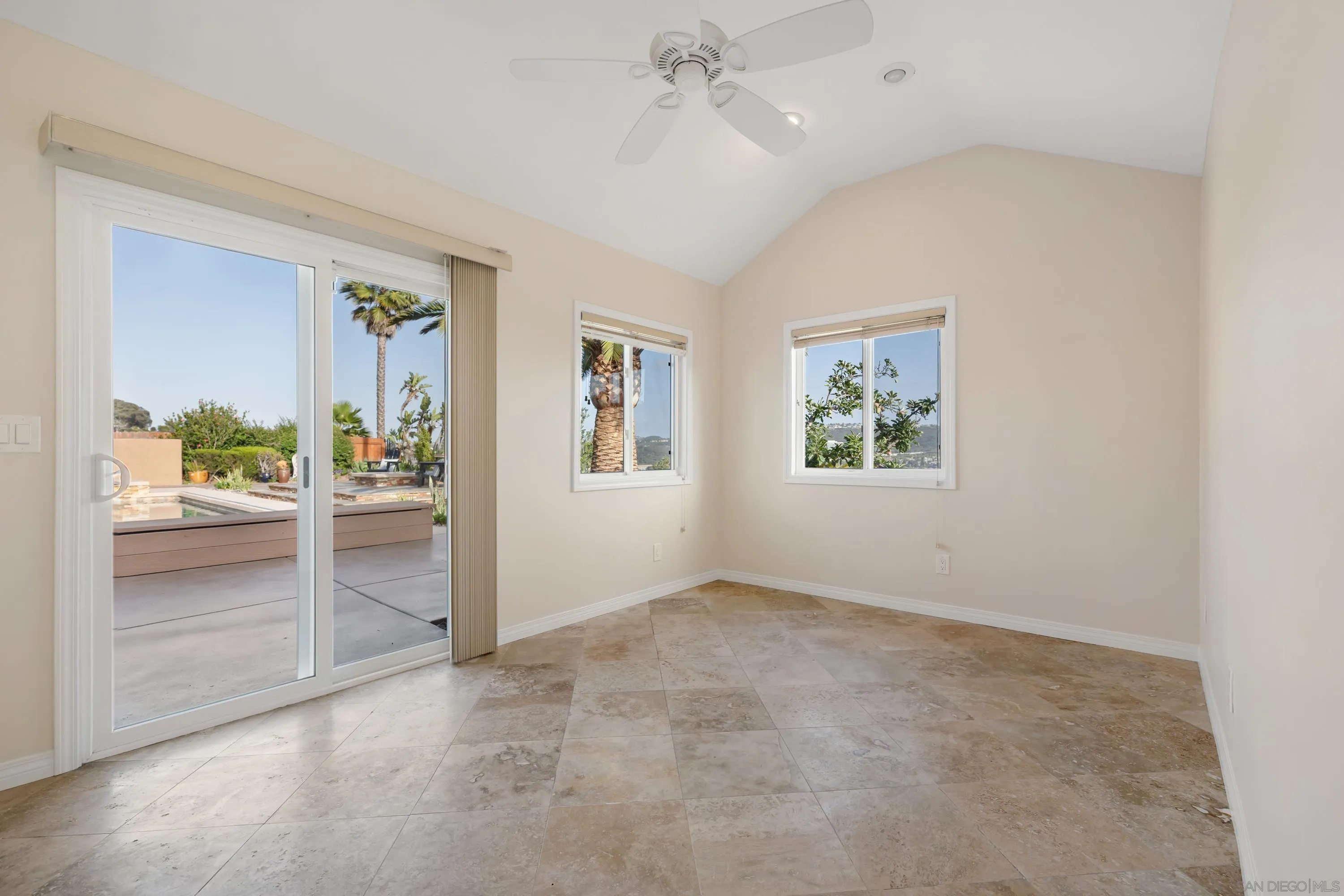 https://cdn.realtyfeed.com/cdn/127/260012517/23e6f34a8dd5c3e6caac457e82cb780d.webp