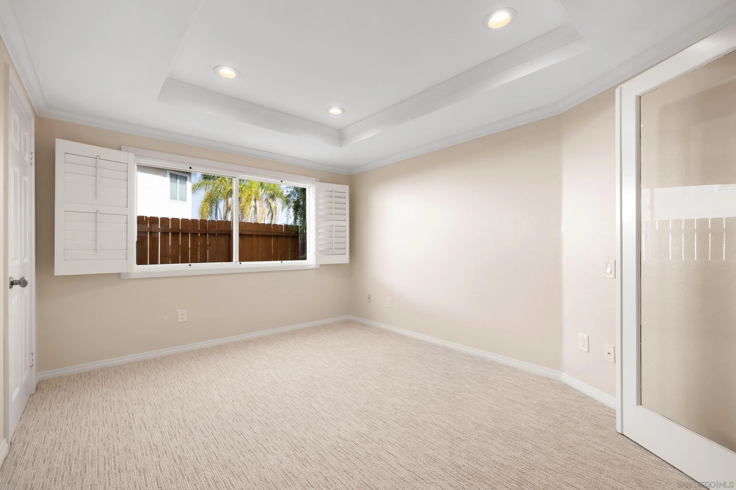 https://cdn.realtyfeed.com/cdn/127/260012517/3a35d405c2c94e97ad39dc0cad448bbd.webp