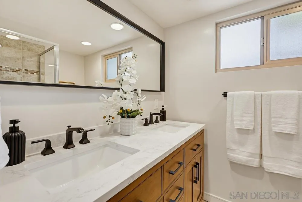 https://cdn.realtyfeed.com/cdn/127/260012518/0dfed296088e2fc14610061602ba7483.webp