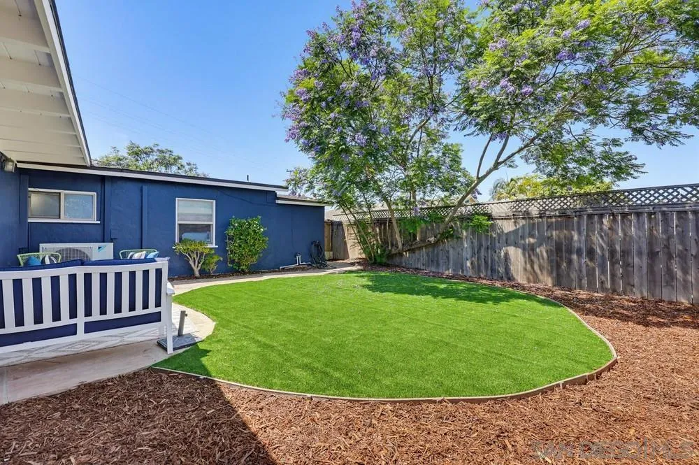 https://cdn.realtyfeed.com/cdn/127/260012518/167fb8f7c256f2fd0f98056134a37f5f.webp