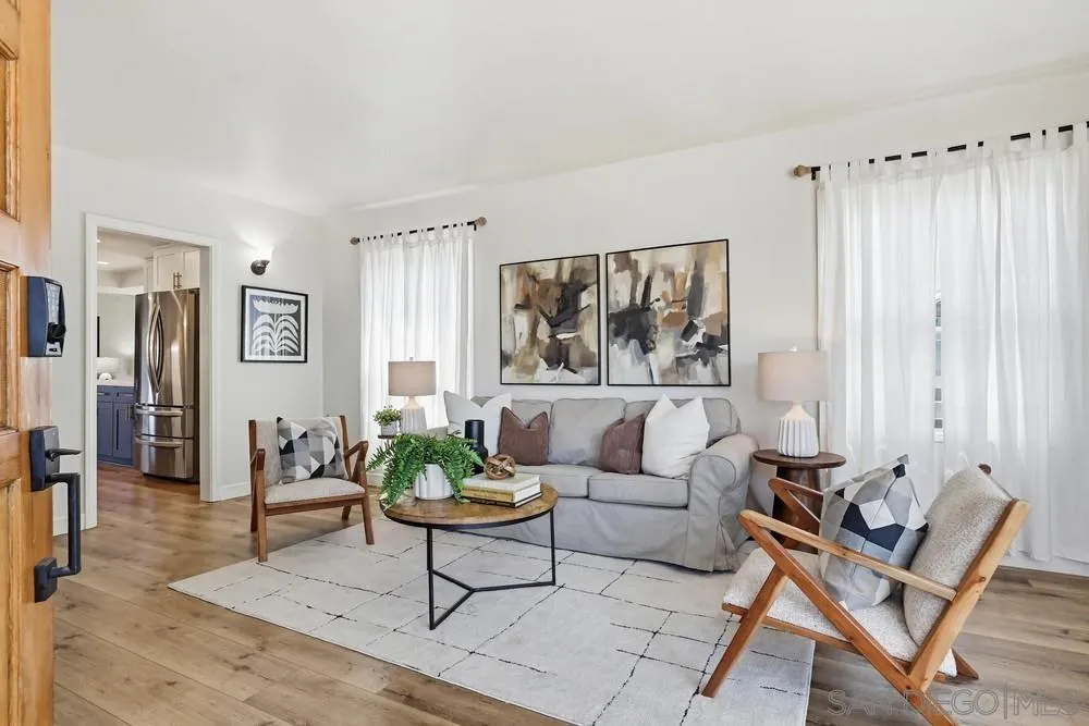 https://cdn.realtyfeed.com/cdn/127/260012518/4dc737aa4129ff3bb17c6810bffa66fa.webp