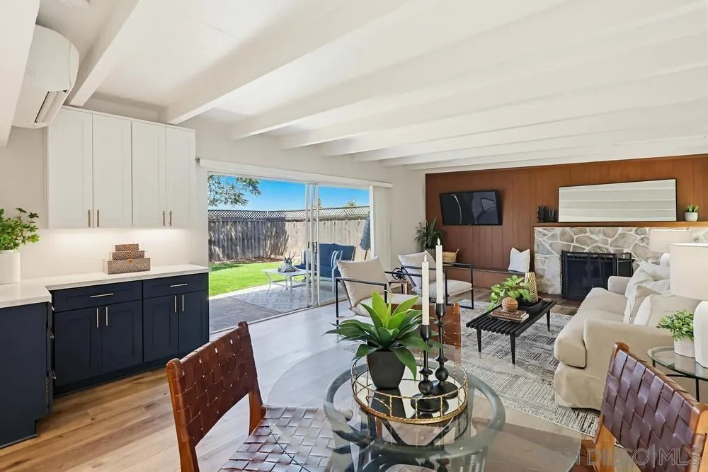 https://cdn.realtyfeed.com/cdn/127/260012518/a32a90151e3952a660d019f7d69aa6e0.webp