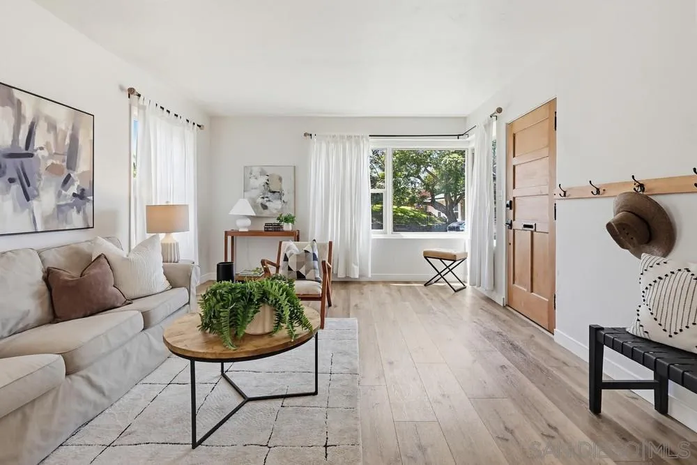 https://cdn.realtyfeed.com/cdn/127/260012518/ab2dd8e9e0eb9e2eeea844fa53858c5e.webp